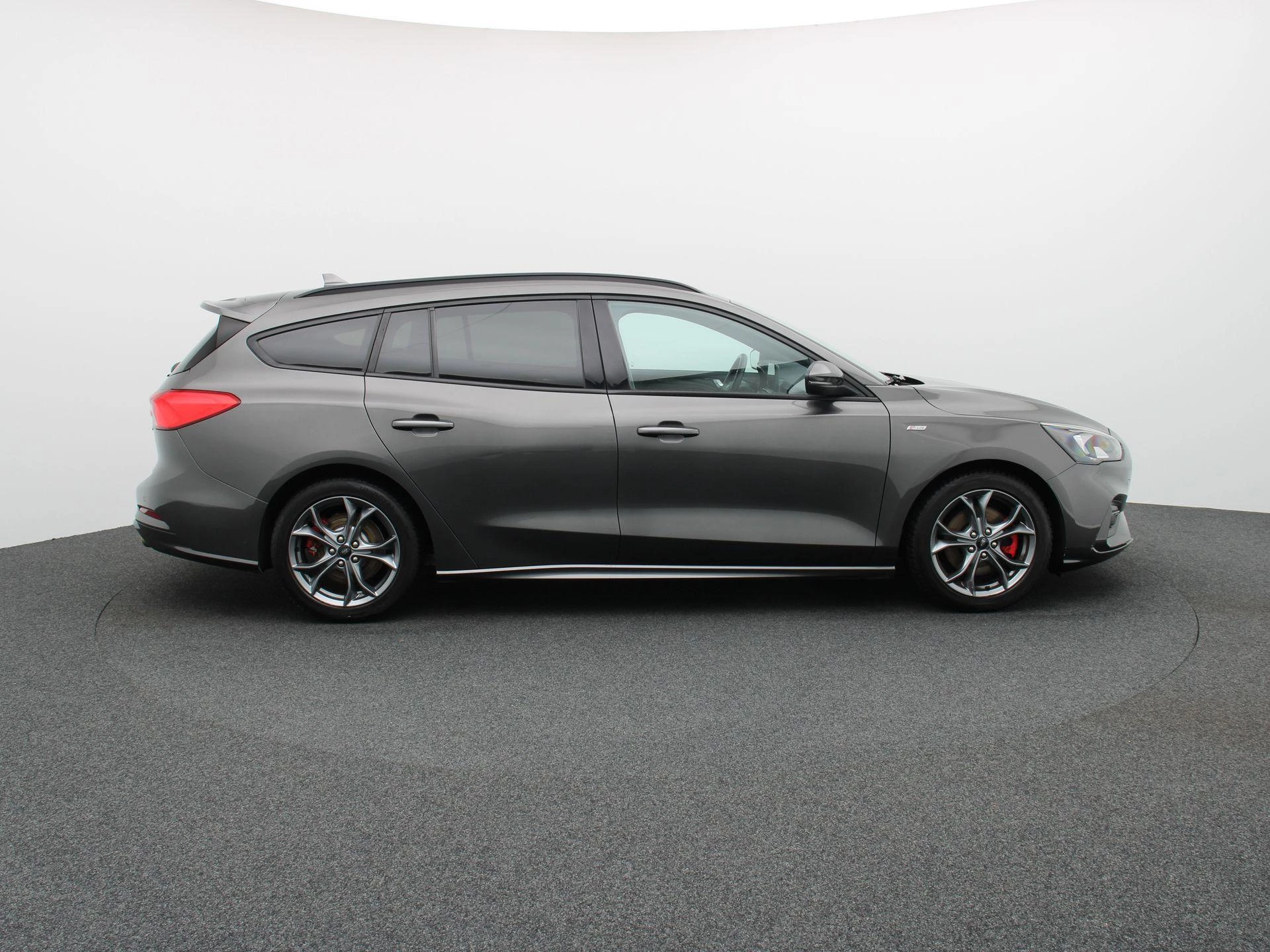 Ford Focus Wagon 1.0i EcoBoost MHEV 92kW ST-Line X