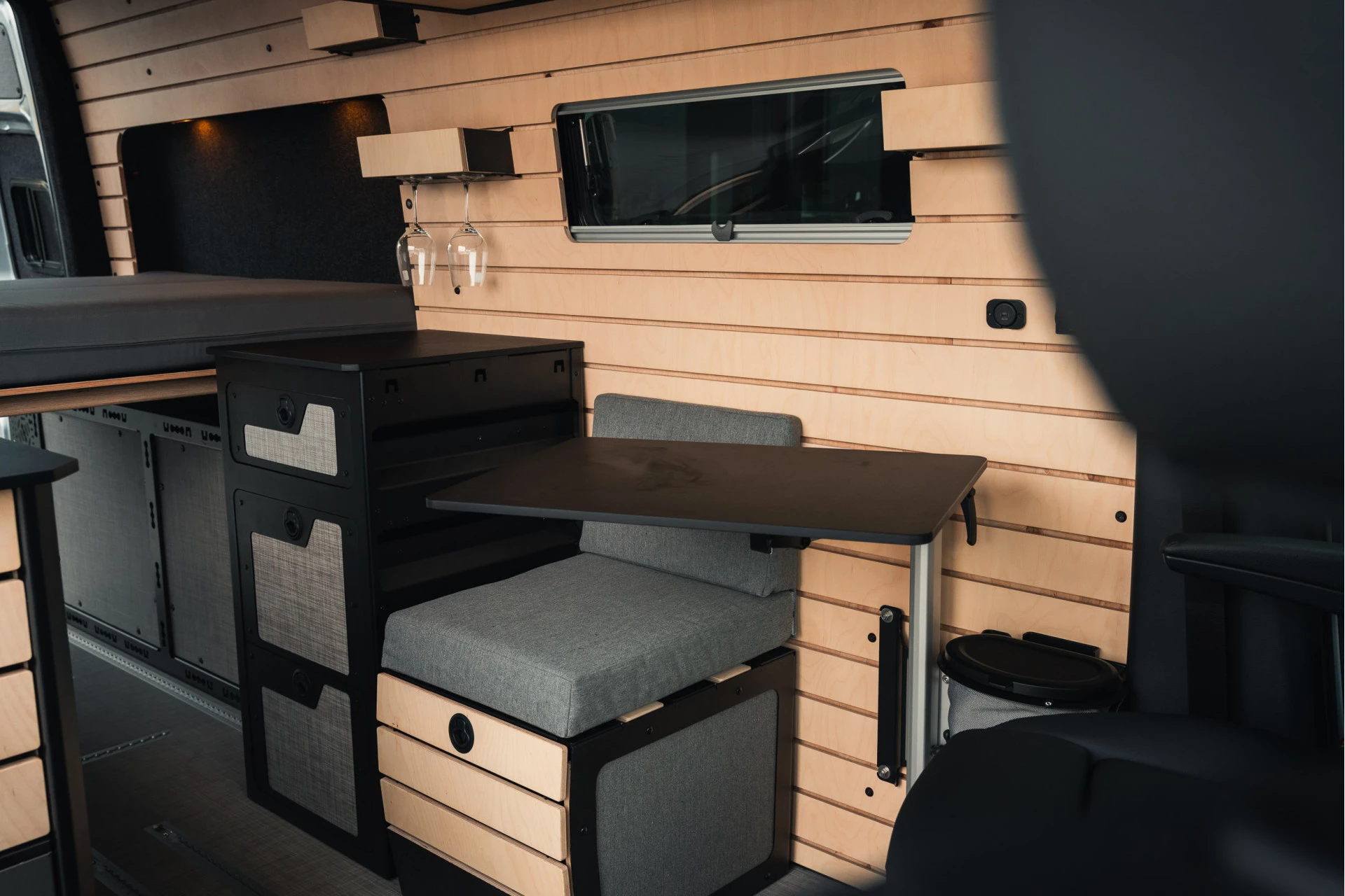 Mercedes-Benz-Sprinter-image-30