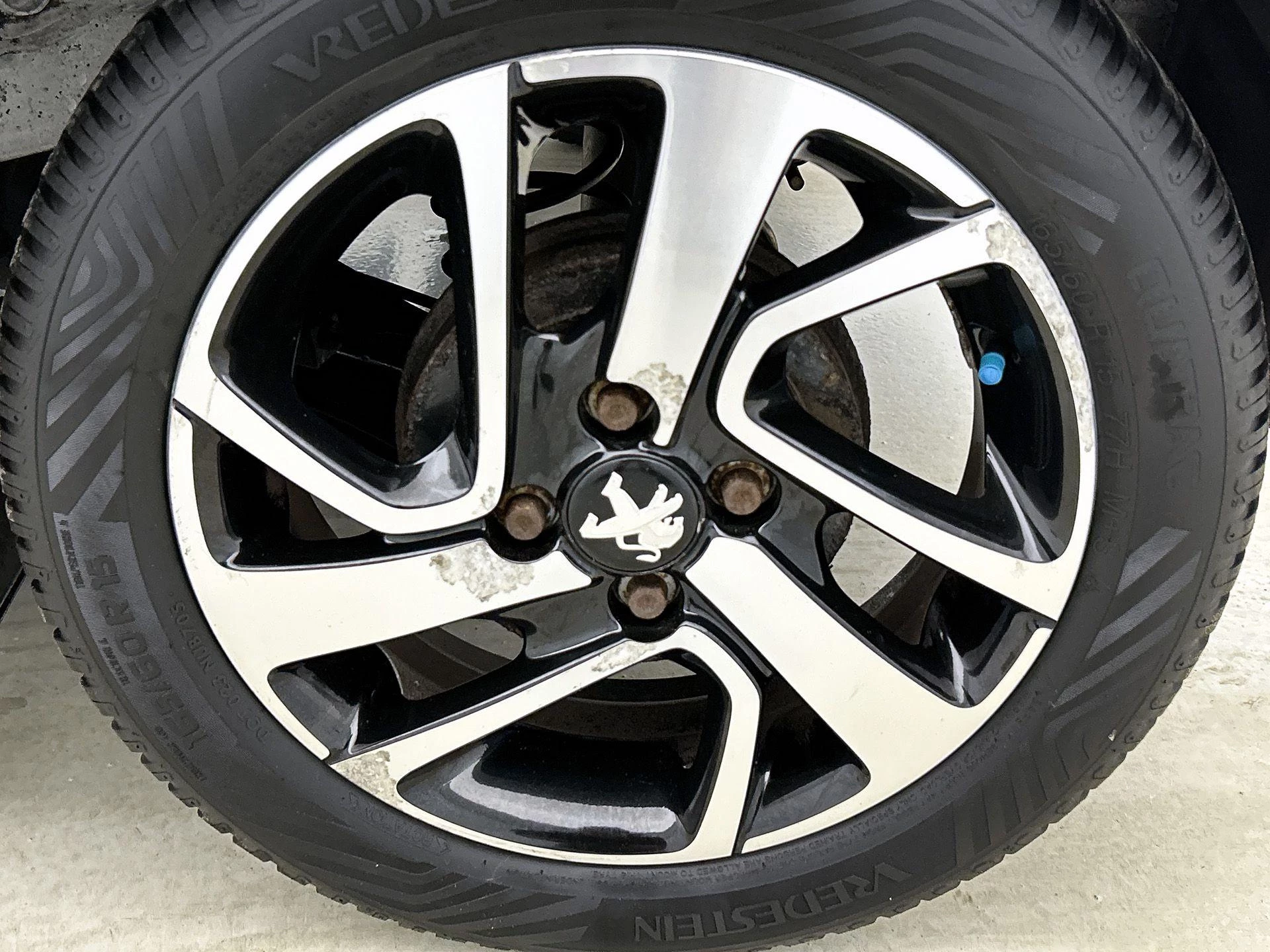 Peugeot-108-image-28