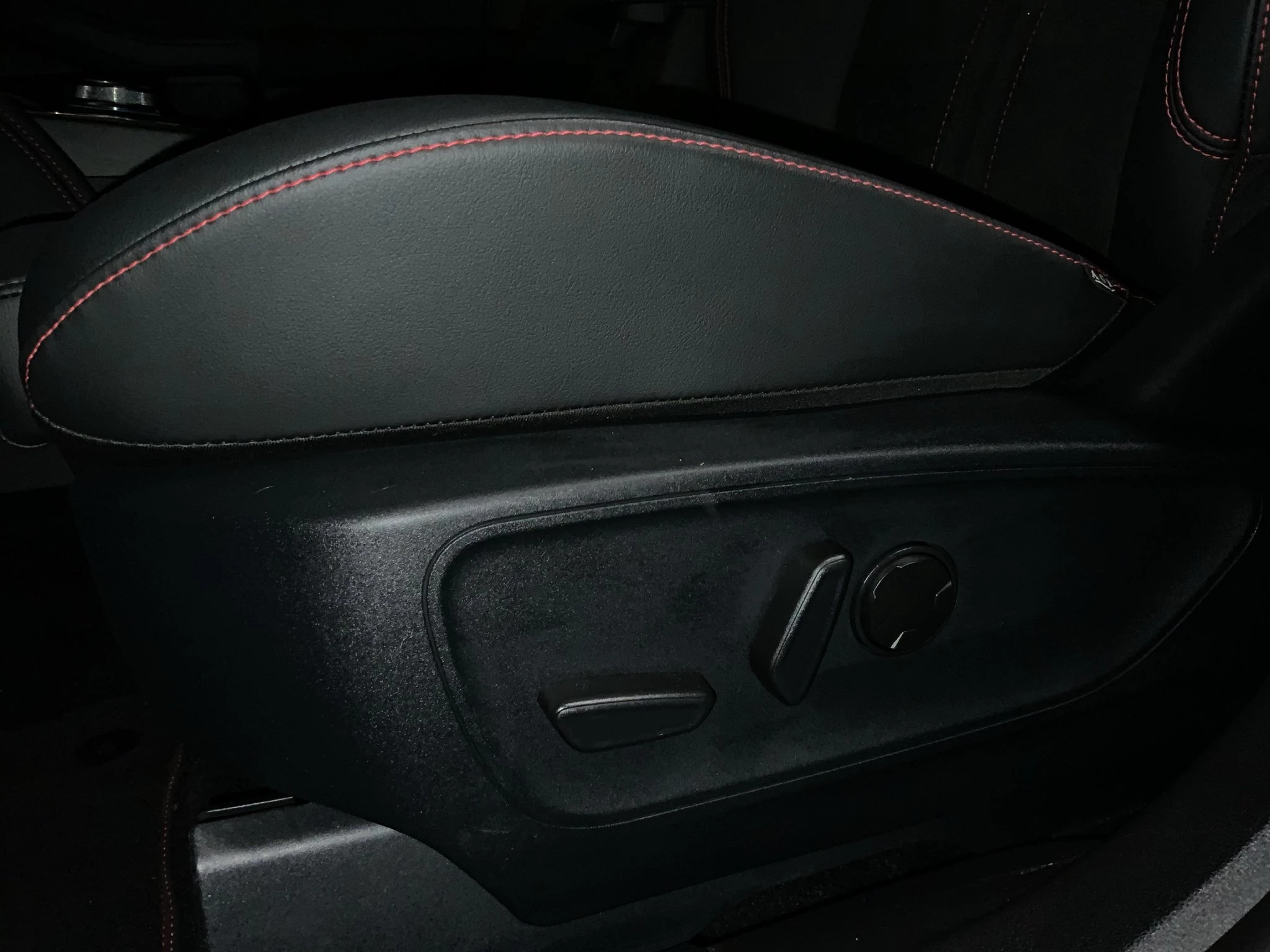 Ford Kuga ST-Line X Aut.*360GRAD*LED-MATRIX*NAVI*GRA*WINTER-PKT.