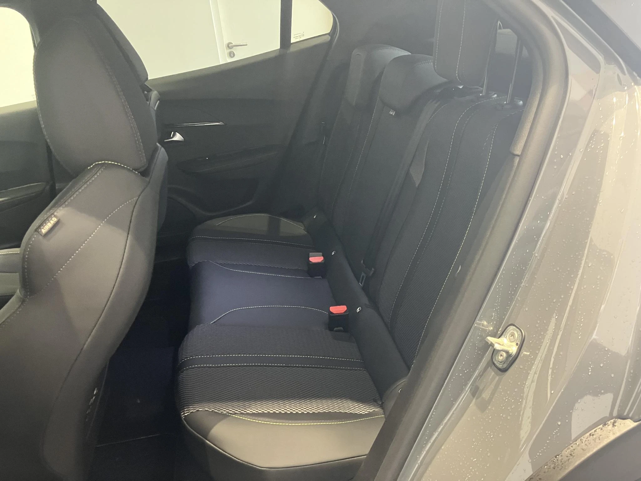 Peugeot-2008-image-11