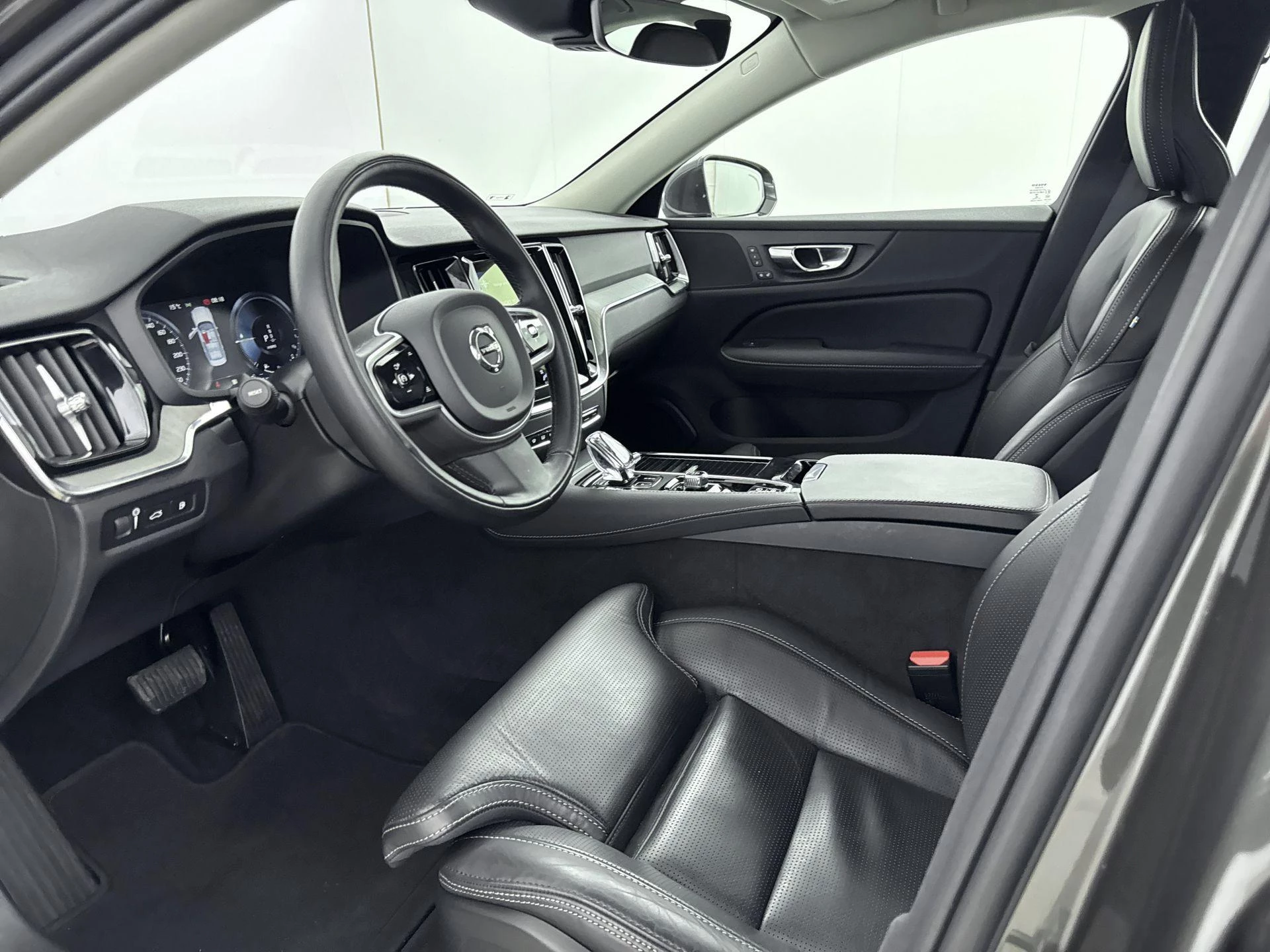 Volvo-S60-image-11