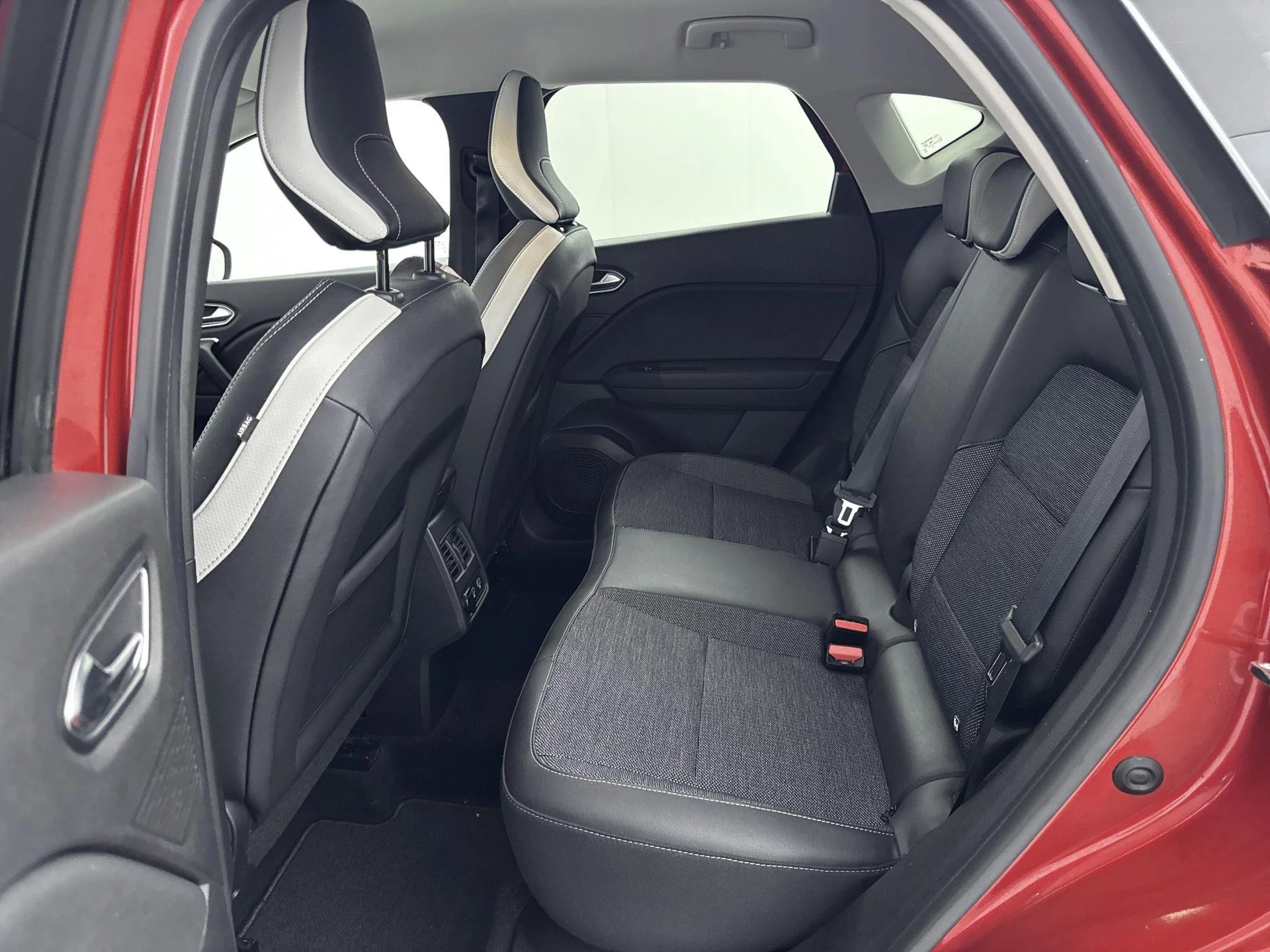 Renault-Captur-image-25