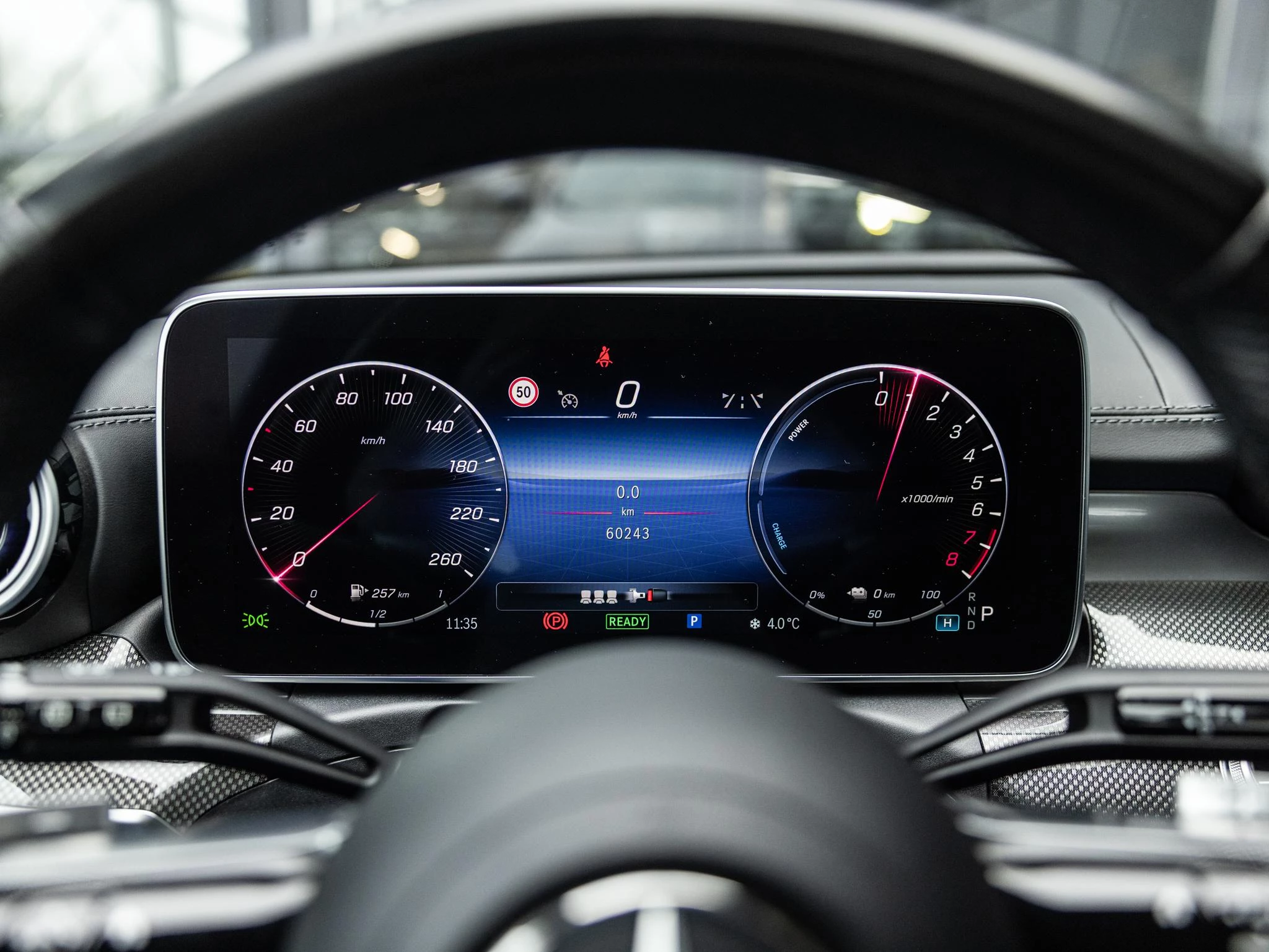 Mercedes-Benz-C-Klasse-image-28