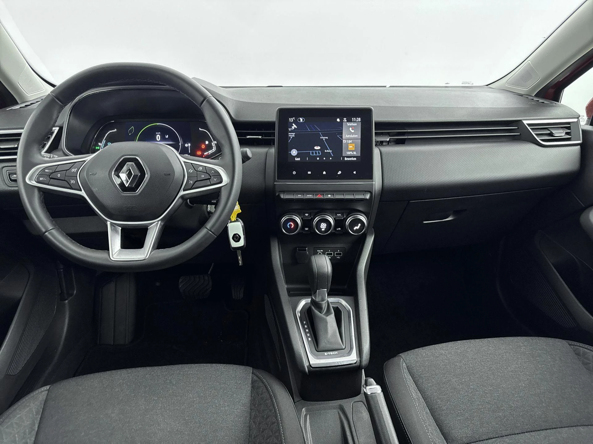 Renault-Clio-image-15