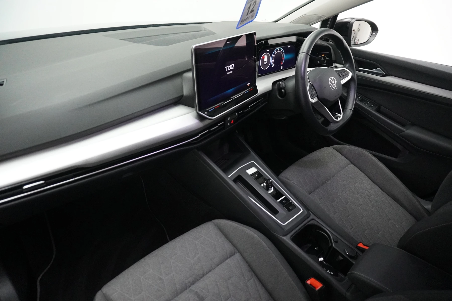 Volkswagen-Golf-image-5