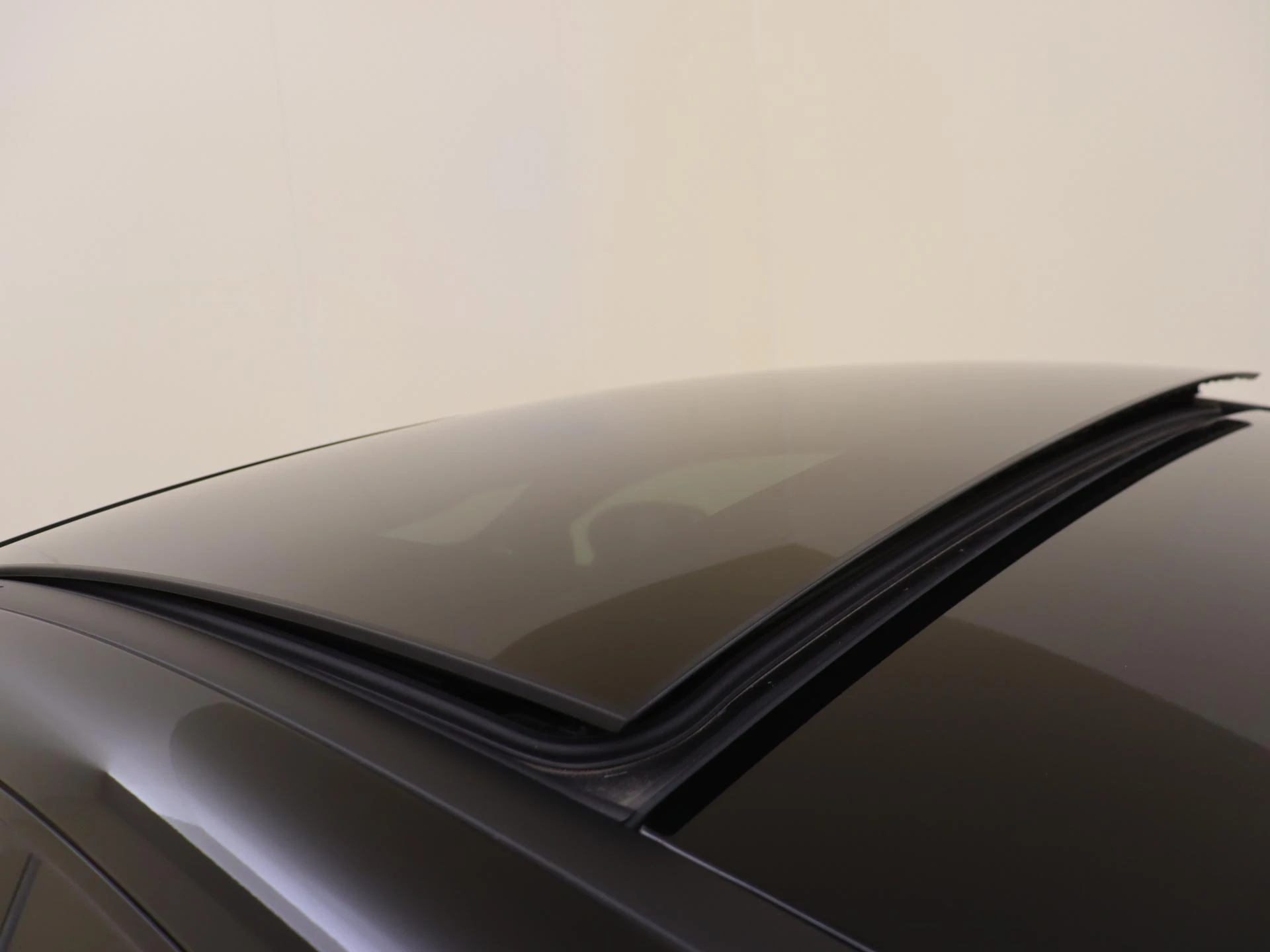 Mercedes-Benz-CLA-image-28