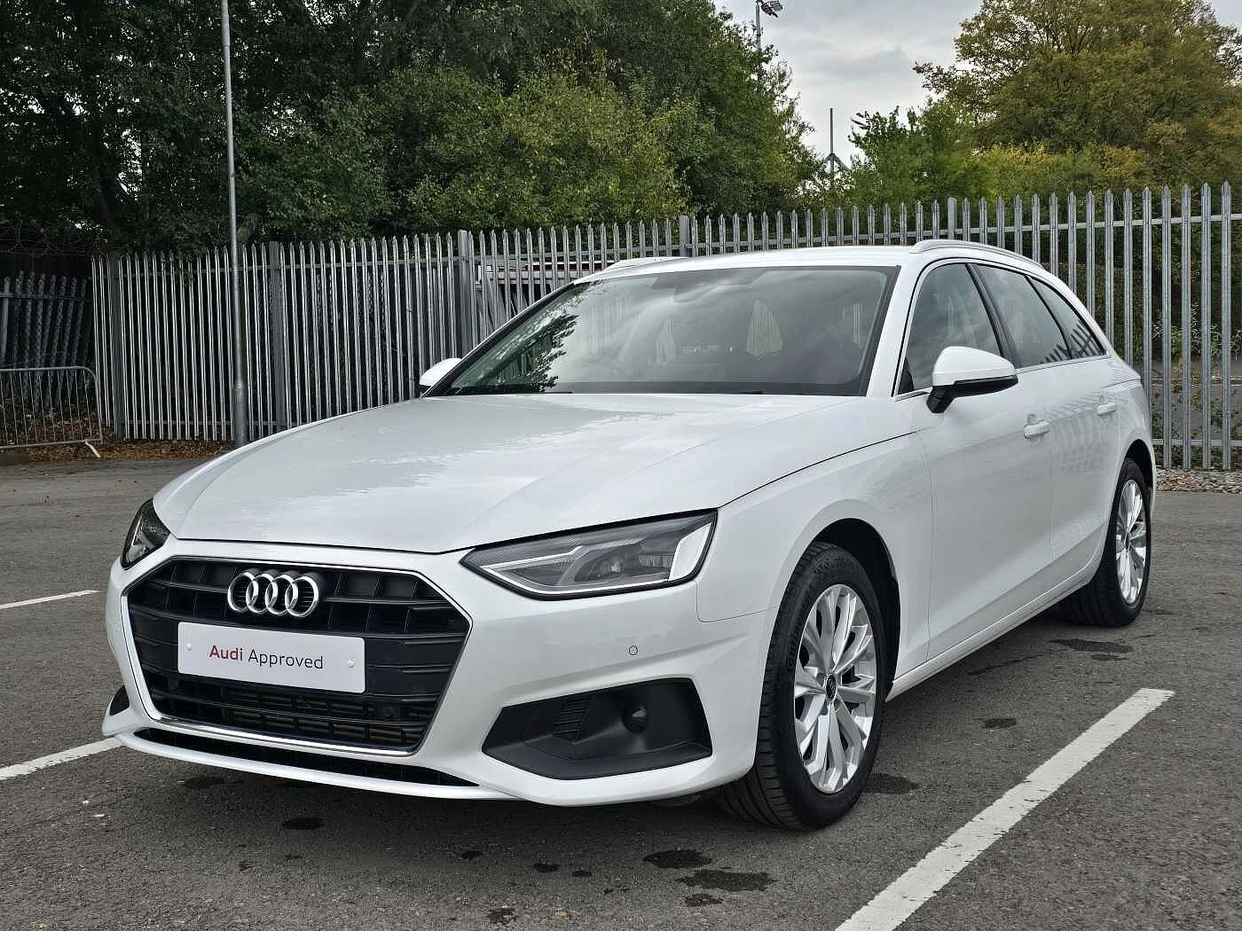 Audi-A4-image-17