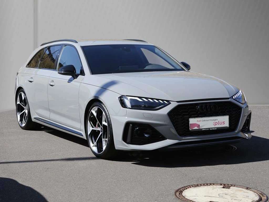 Audi-RS4-image-3