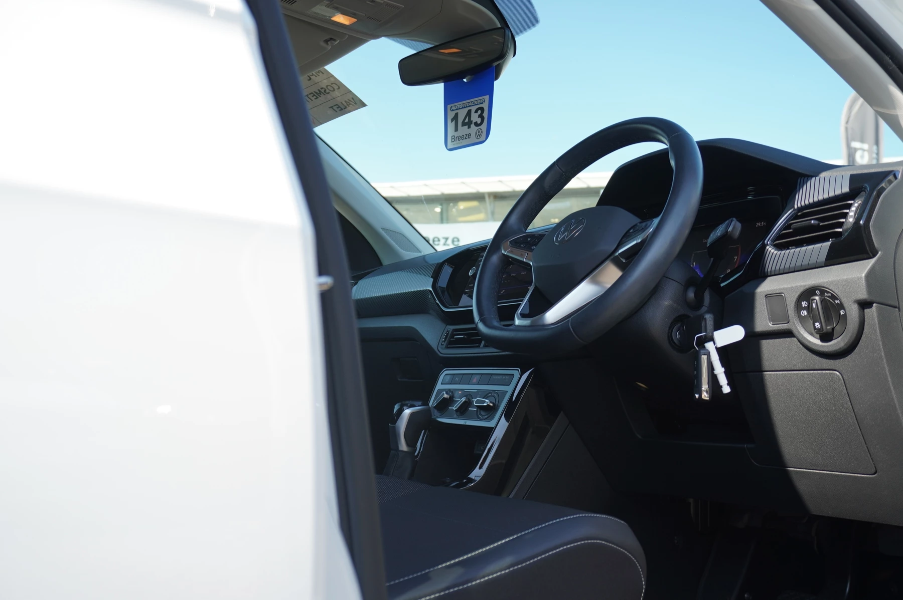 Volkswagen-T-Cross-image-32