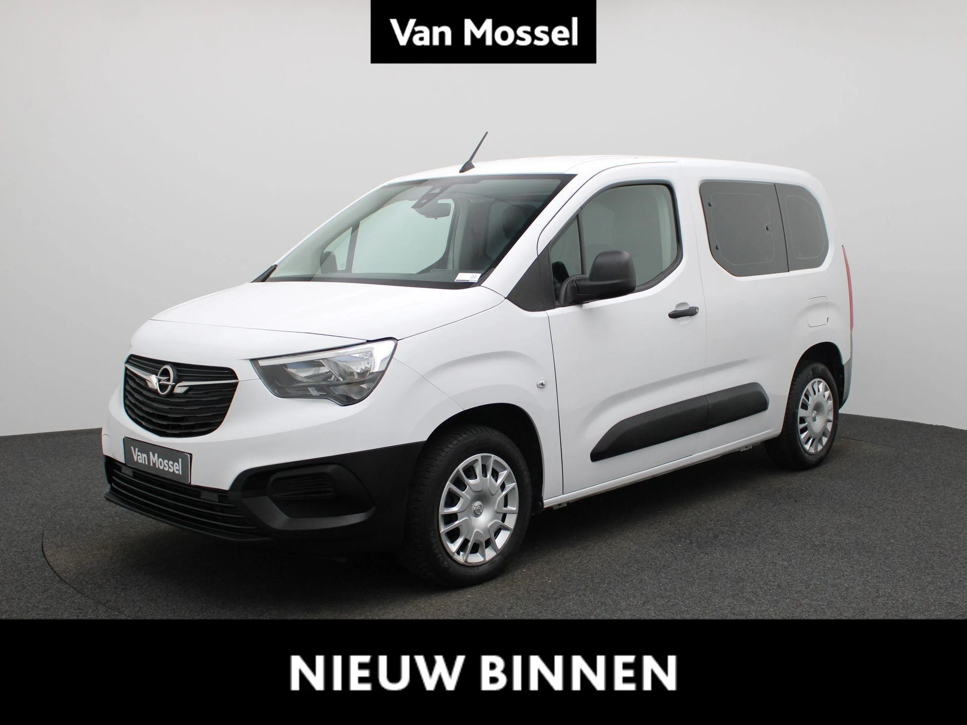 Opel-Combo Life-image-0