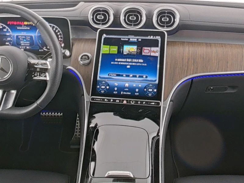 Mercedes-Benz-GLC-image-3