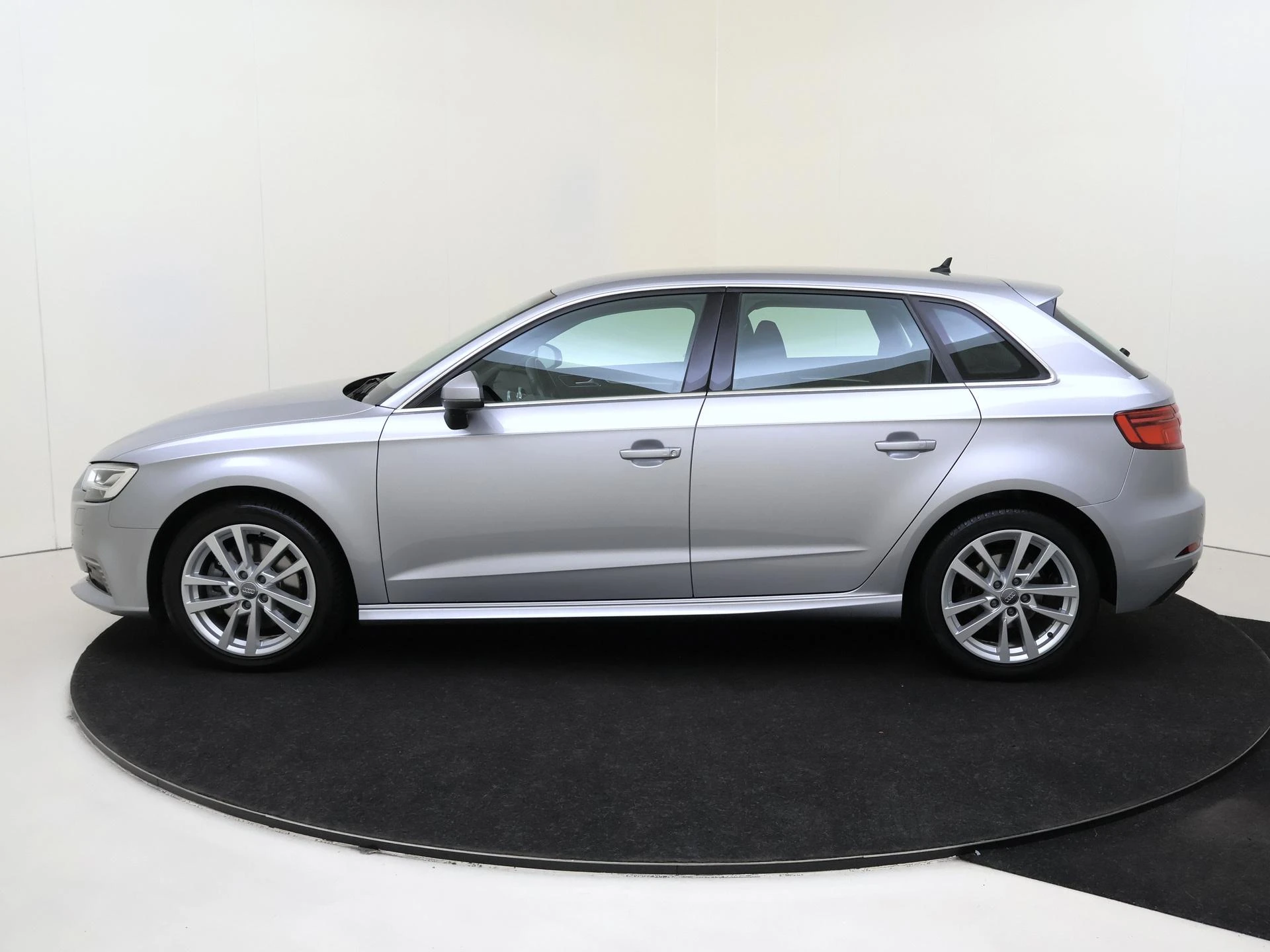 Audi-A3-image-7