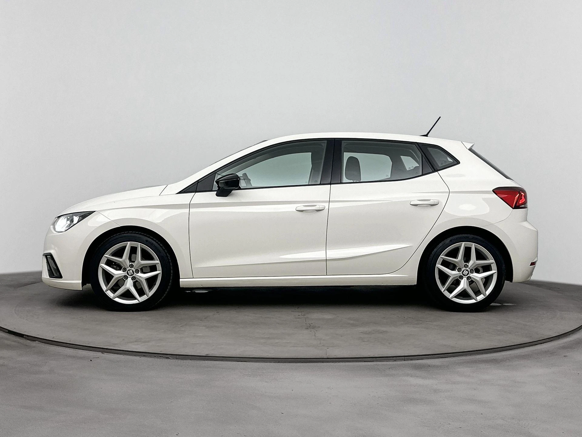 SEAT-Ibiza-image-1