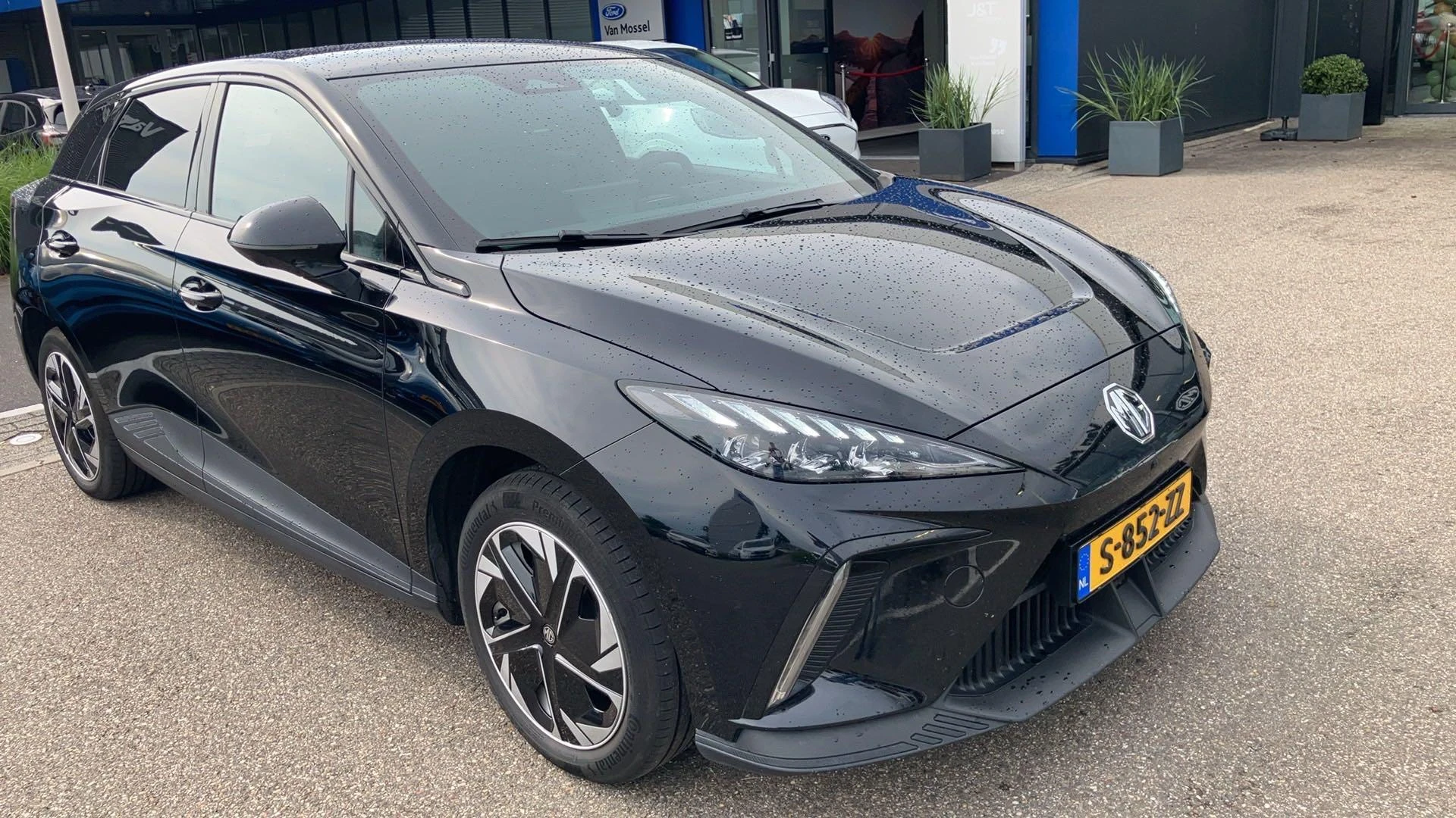 MG-MG4 EV-image-4