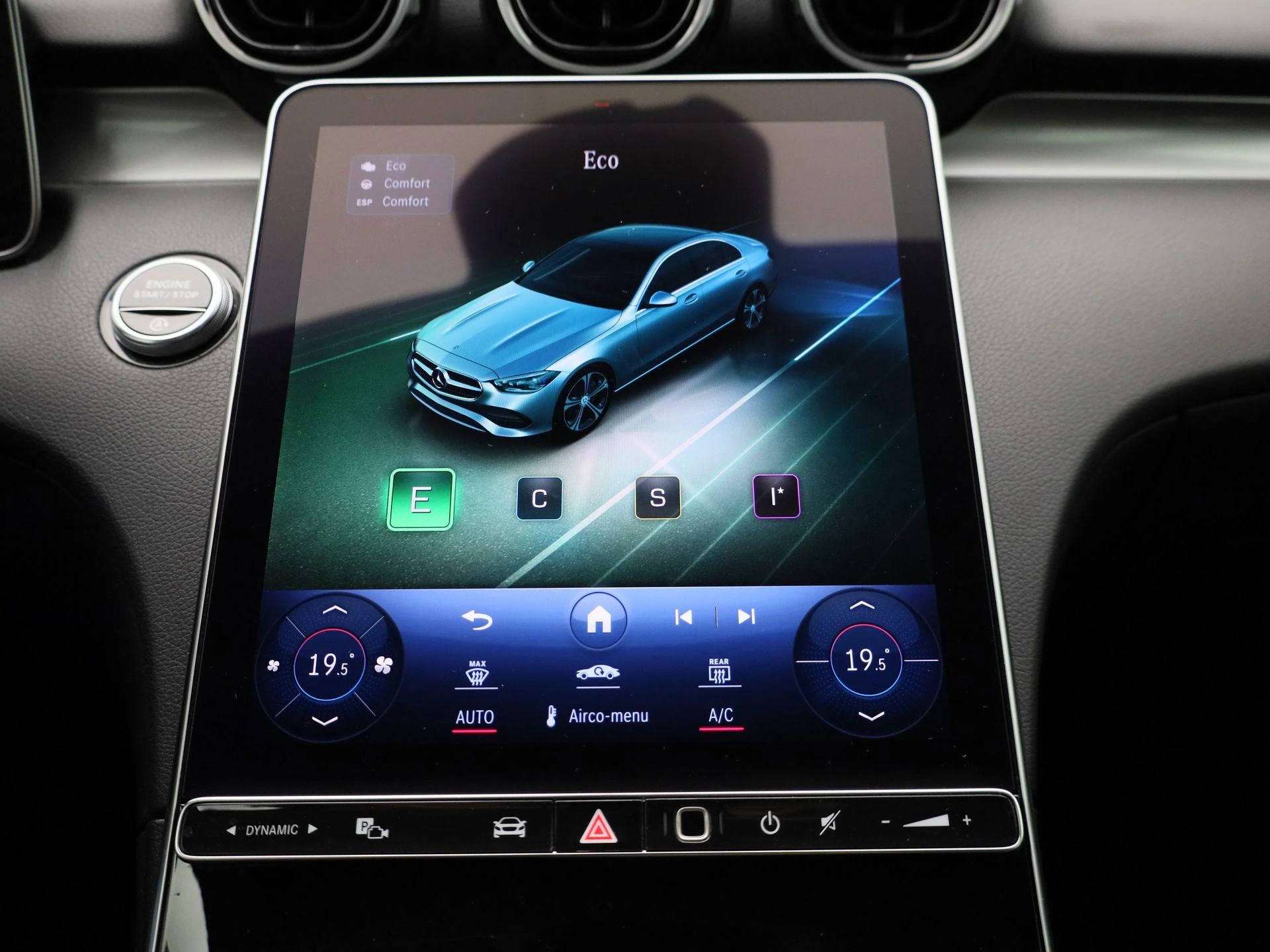 Mercedes-Benz-C-Klasse-image-22