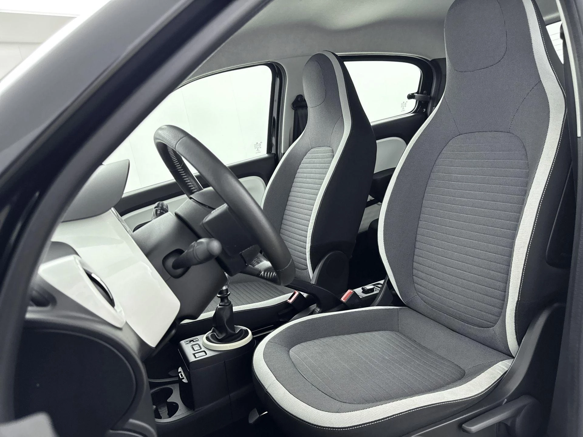 Renault-Twingo-image-27