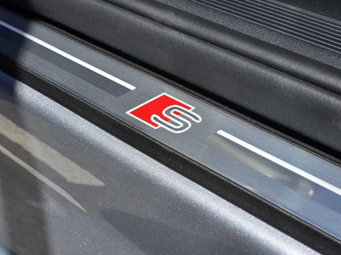 Audi-Q4 e-tron-image-43
