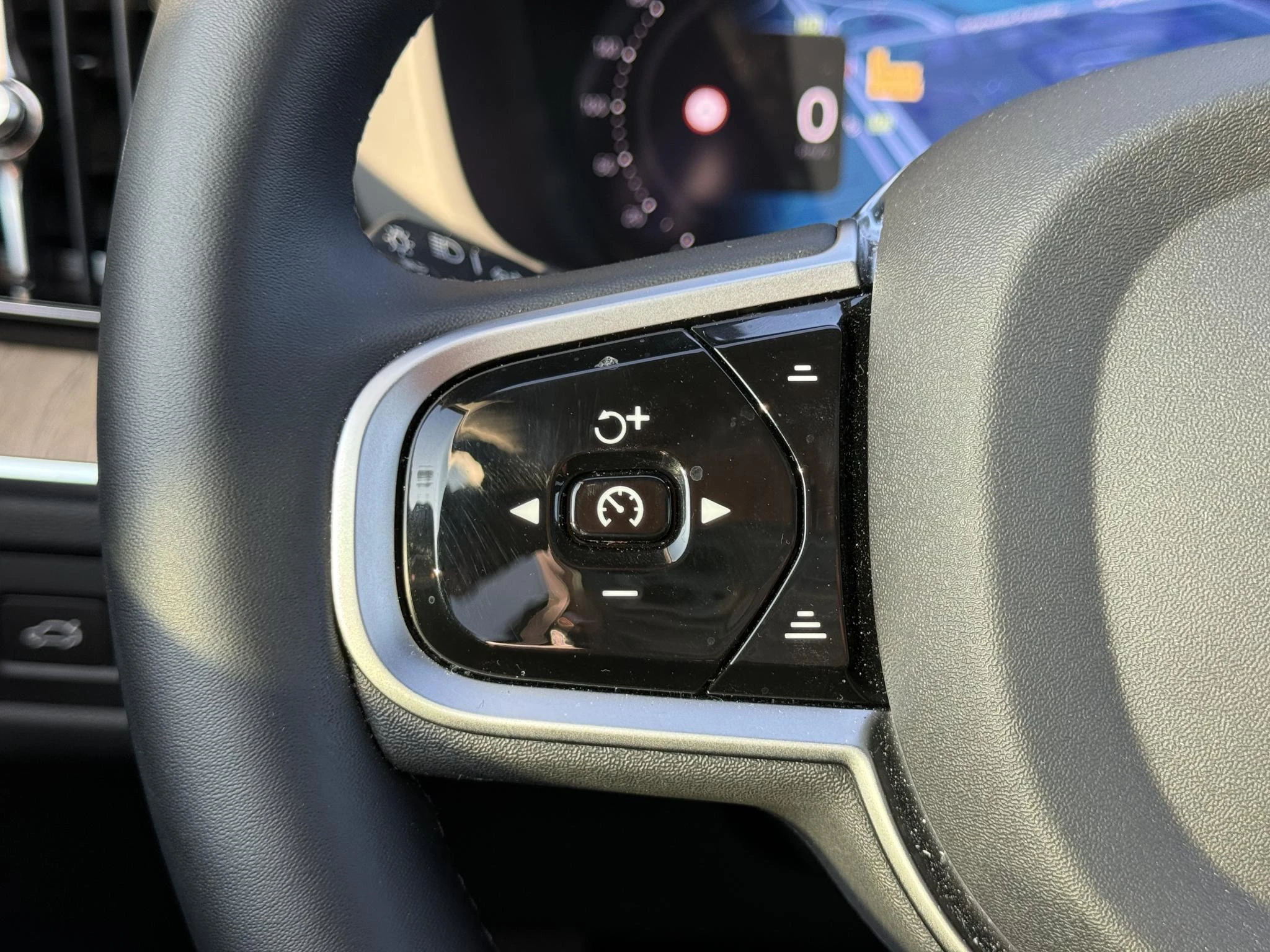Volvo-XC60-image-27
