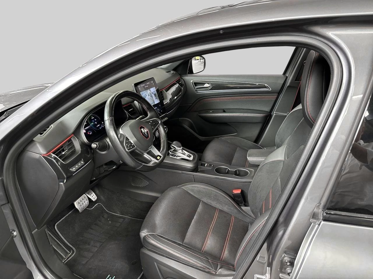 Renault-Arkana-image-7