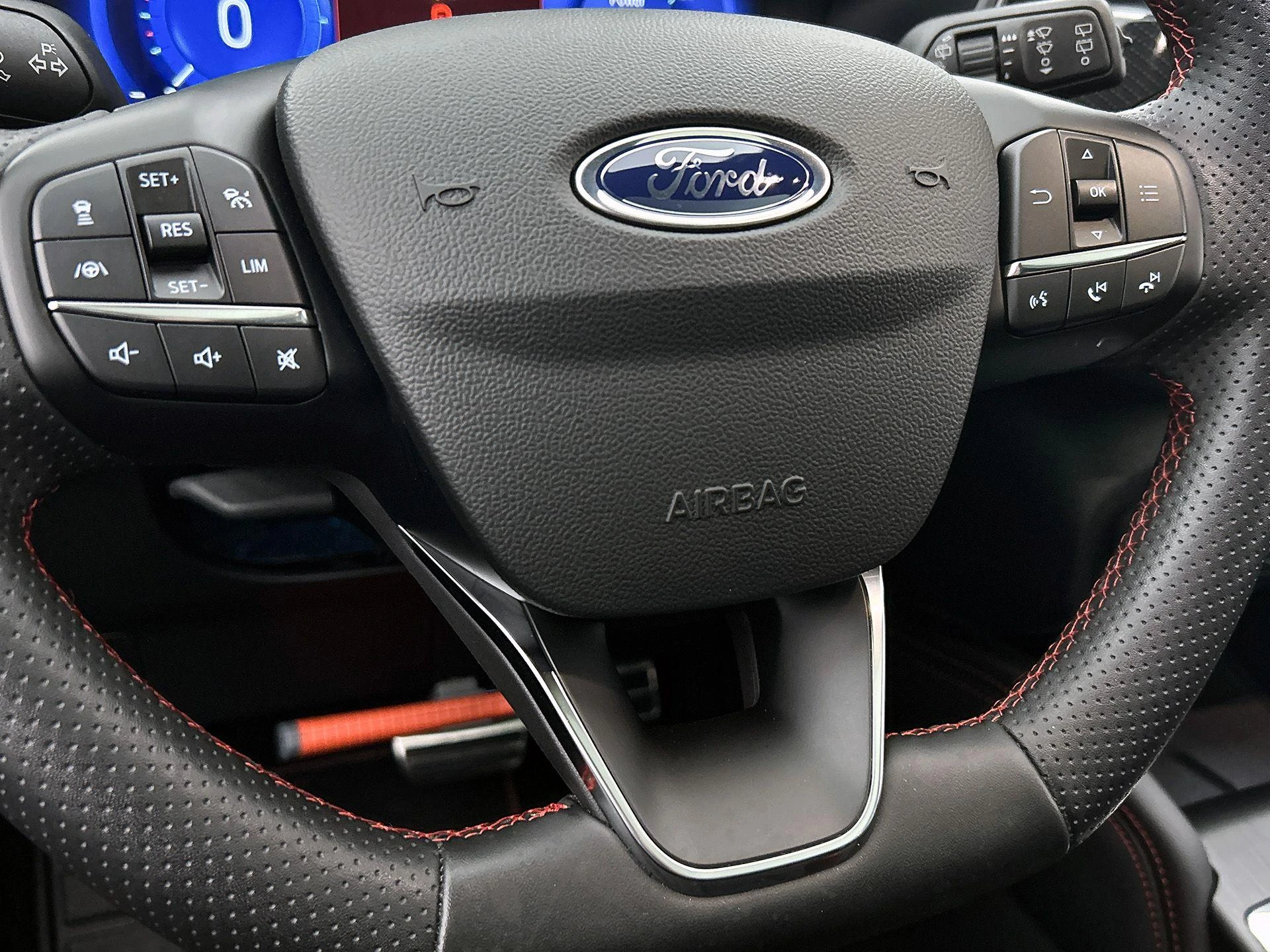 Ford-Kuga-image-43