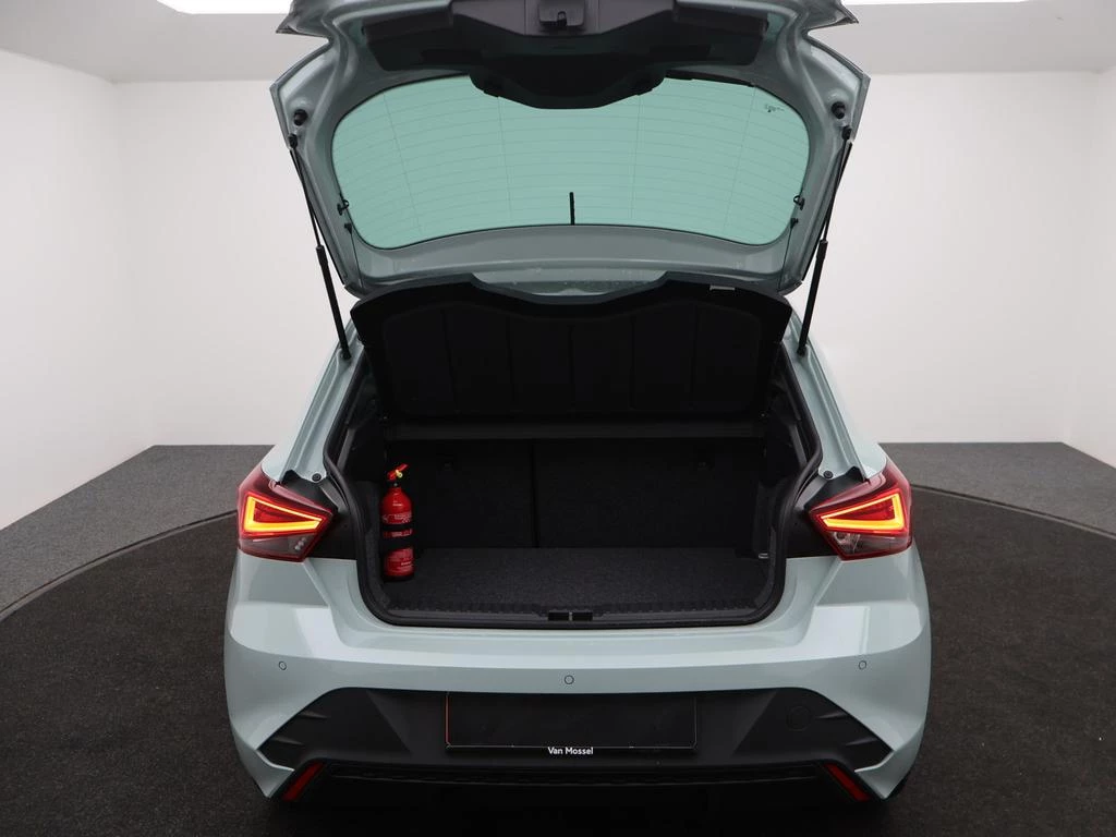 SEAT Ibiza 2026 Ibiza Play Plus 1.0 TSI 95PK *VIRTUAL COCKPIT*CAMERA*PDC*APP-CONNECT*NAVI*...*