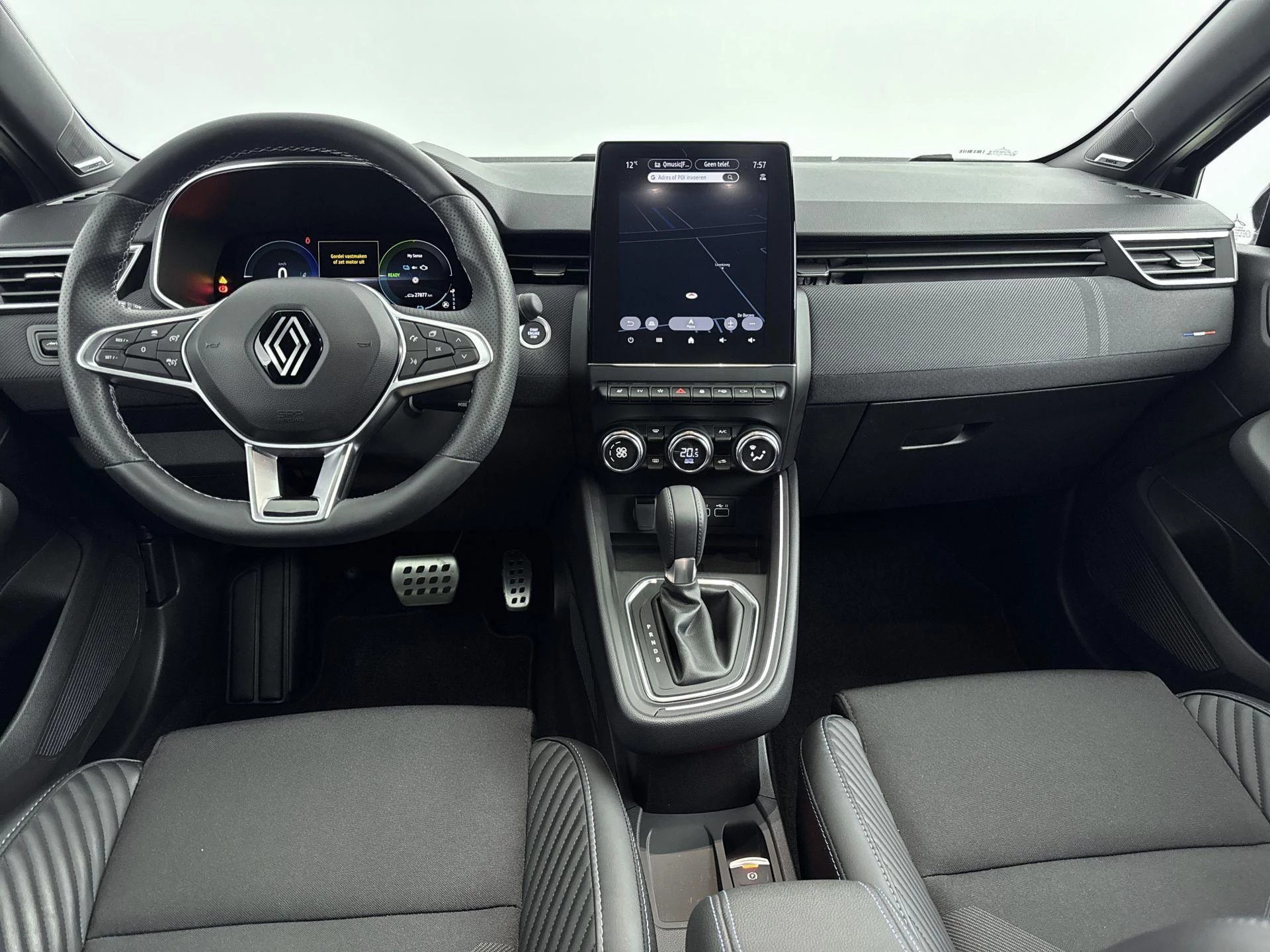 Renault-Clio-image-15