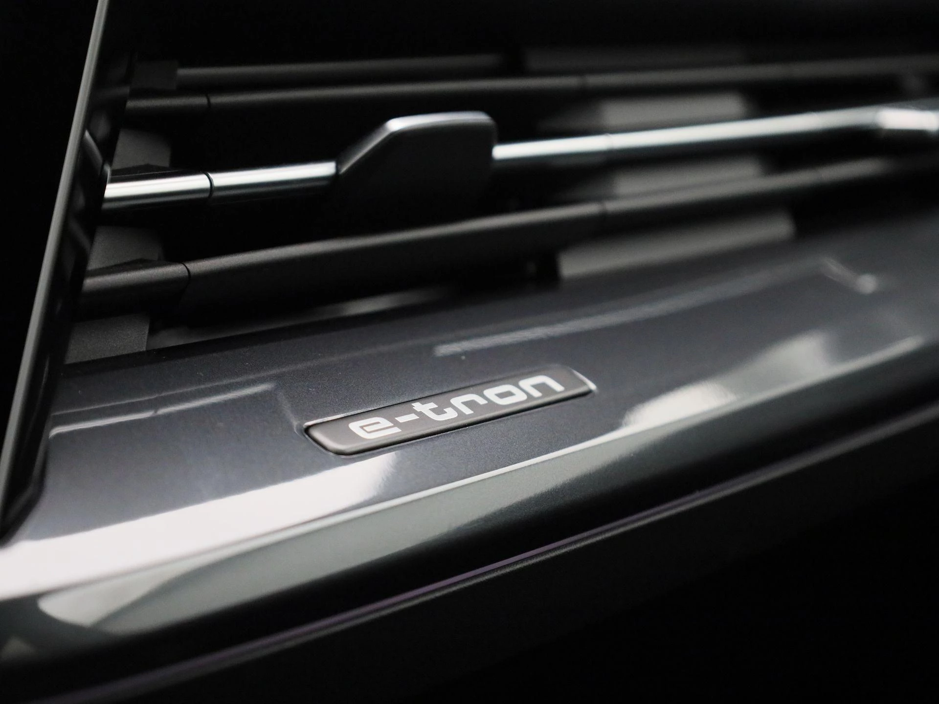 Audi-Q4 Sportback e-tron-image-26