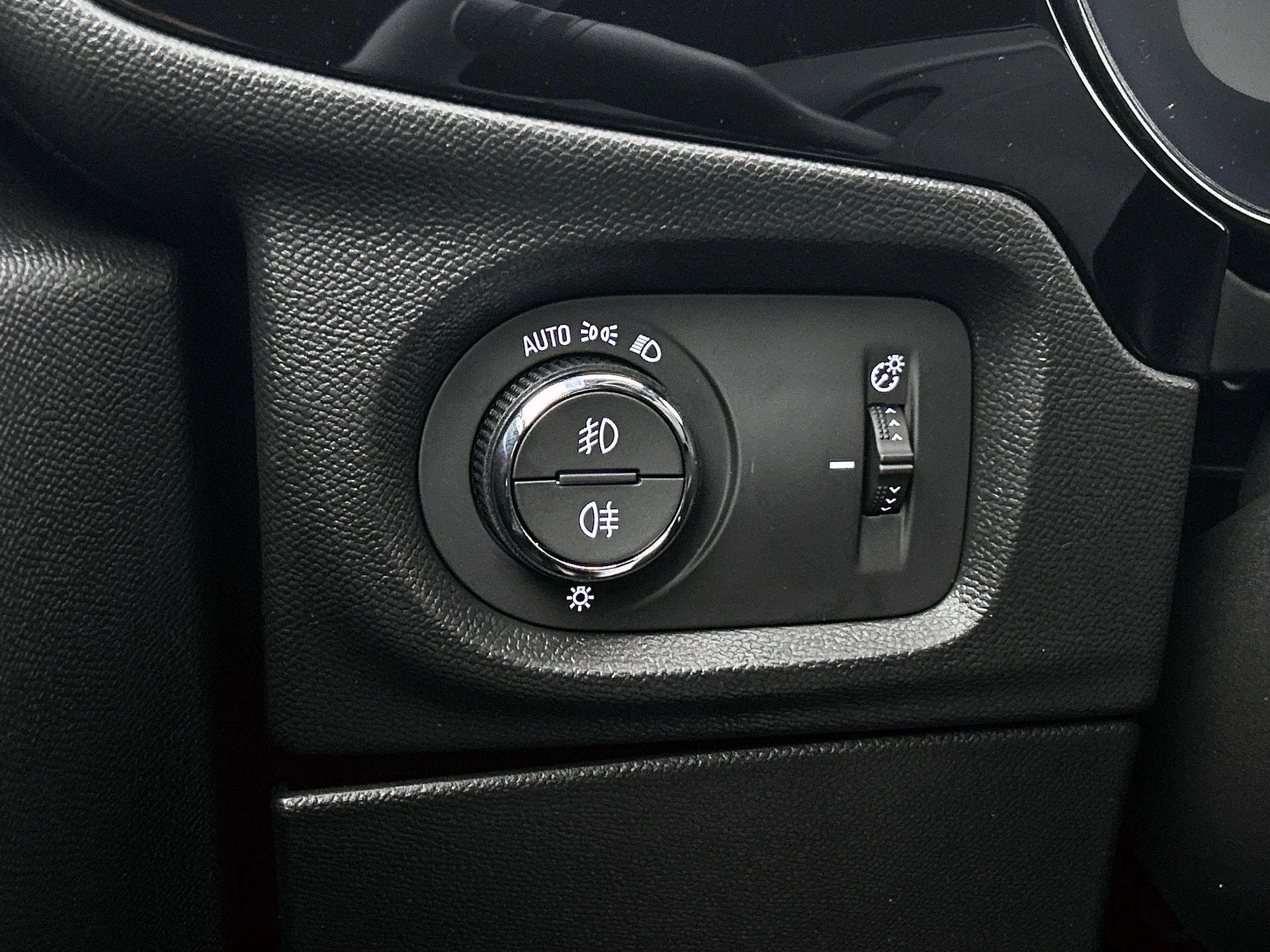 Opel-Corsa-image-22