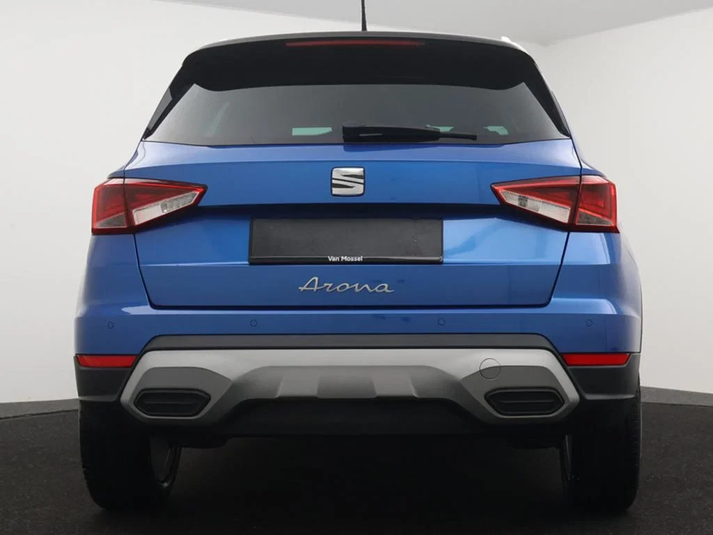 SEAT-Arona-image-3