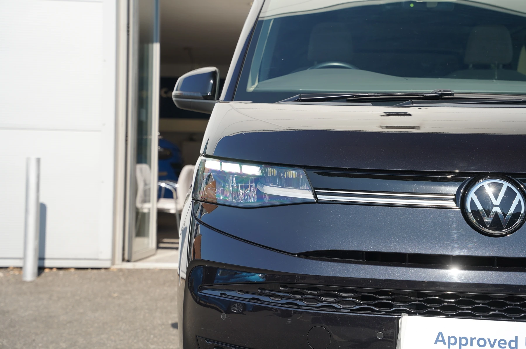 Volkswagen-Multivan-image-34