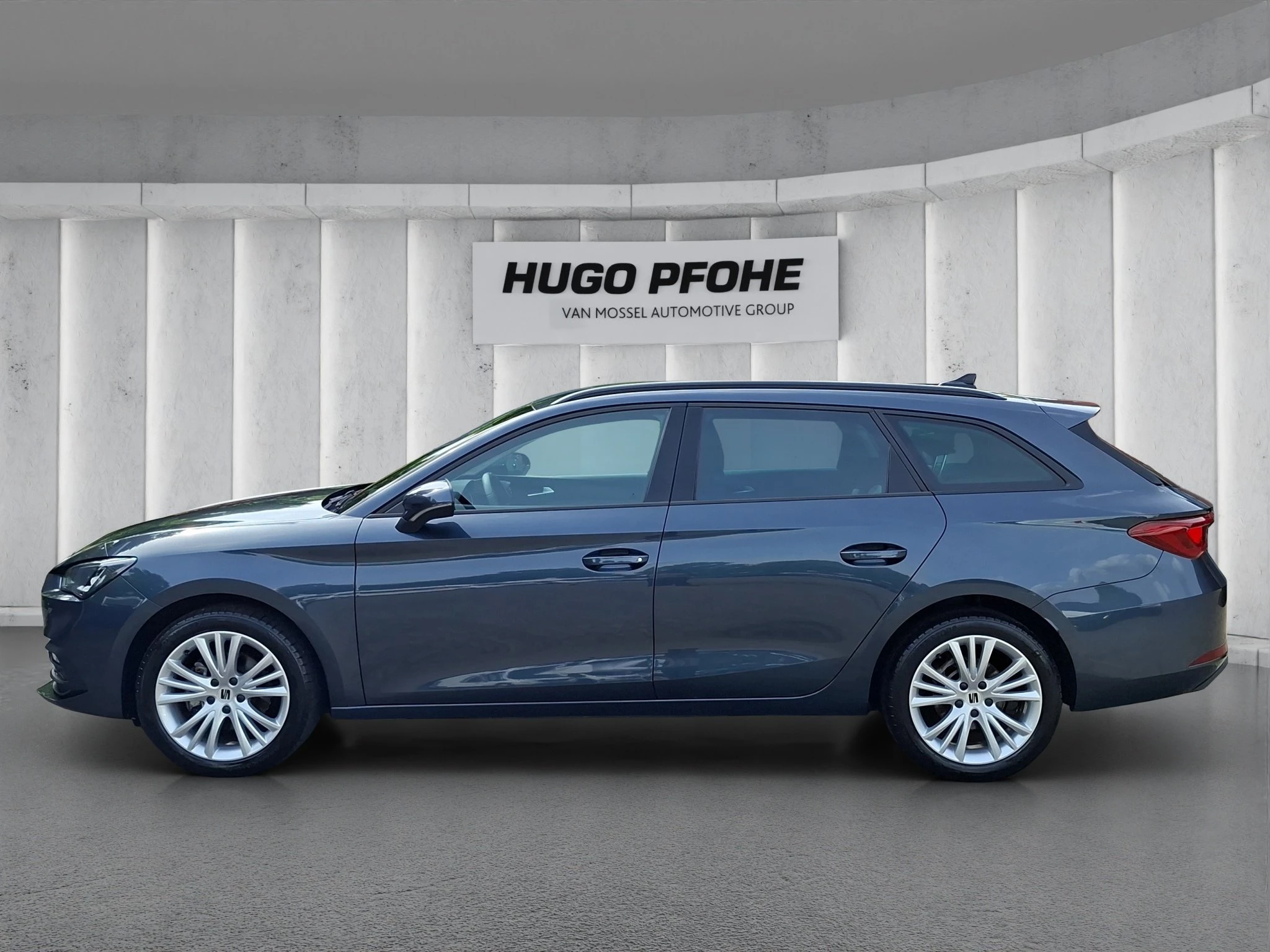 SEAT Leon Style Sportstourer 1.5 eTSI MHEV Aut. | LED | RFK | SHZ | Navi | LMF