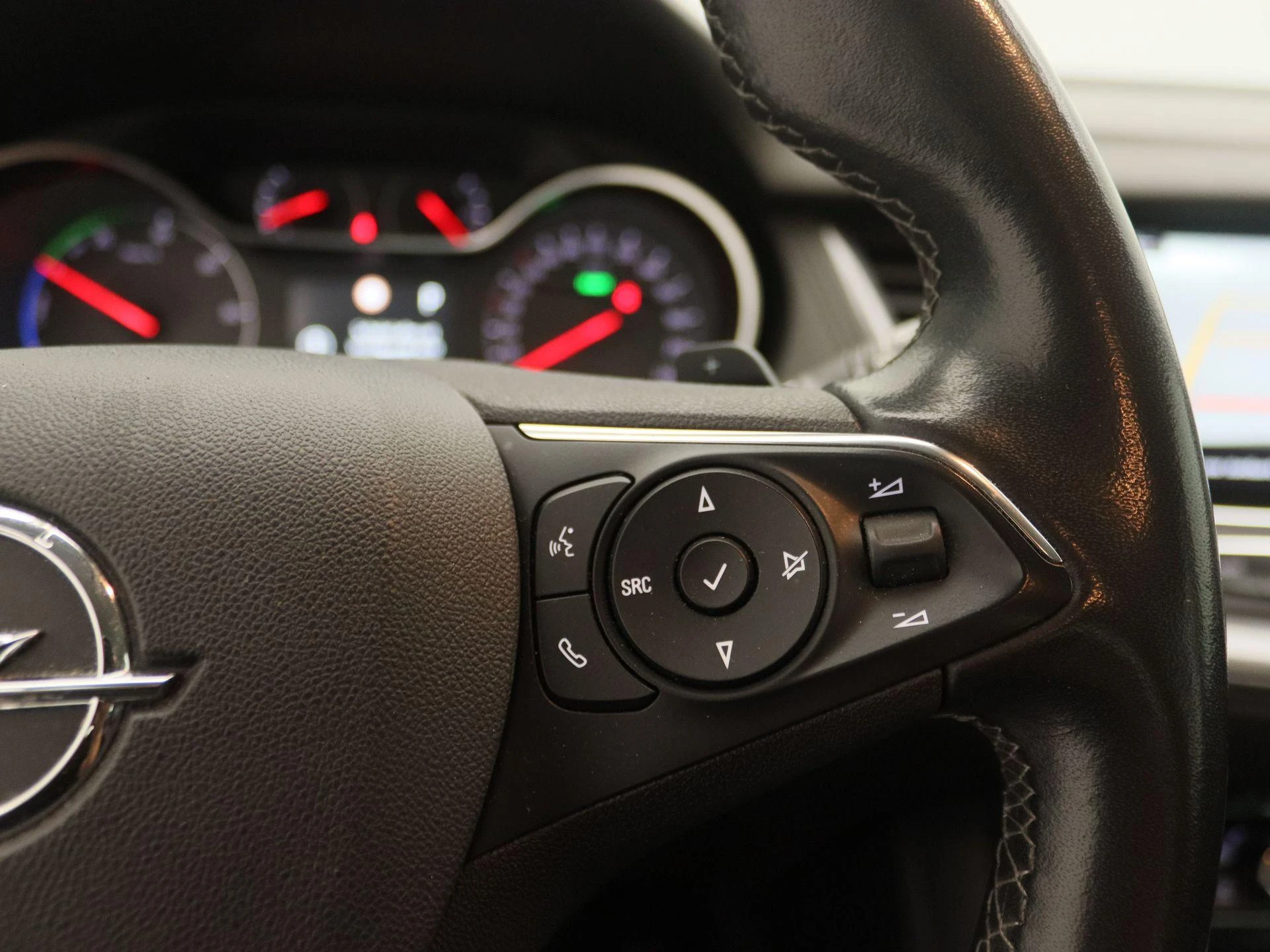 Opel-Grandland X-image-17