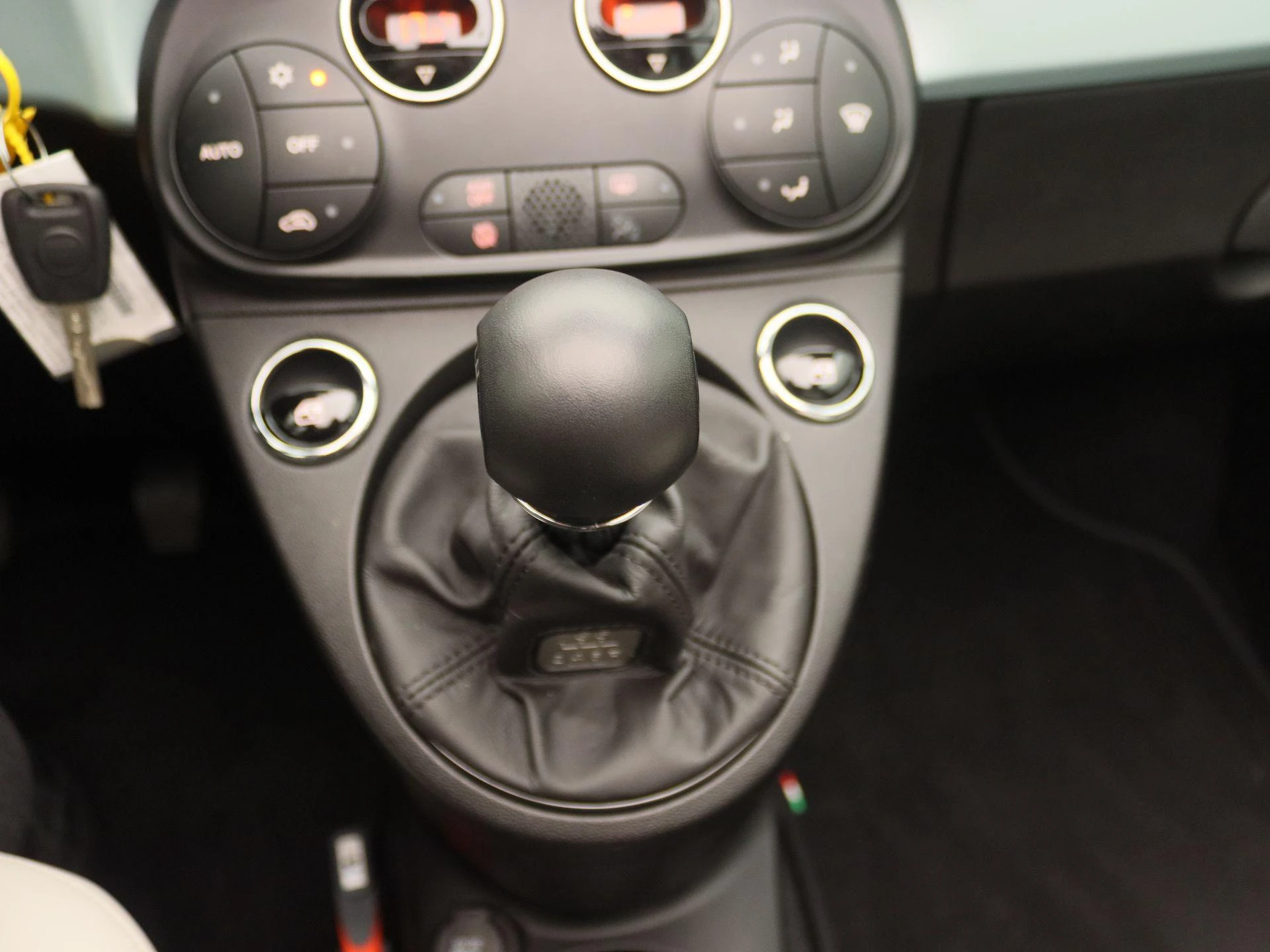 Fiat-500C-image-10