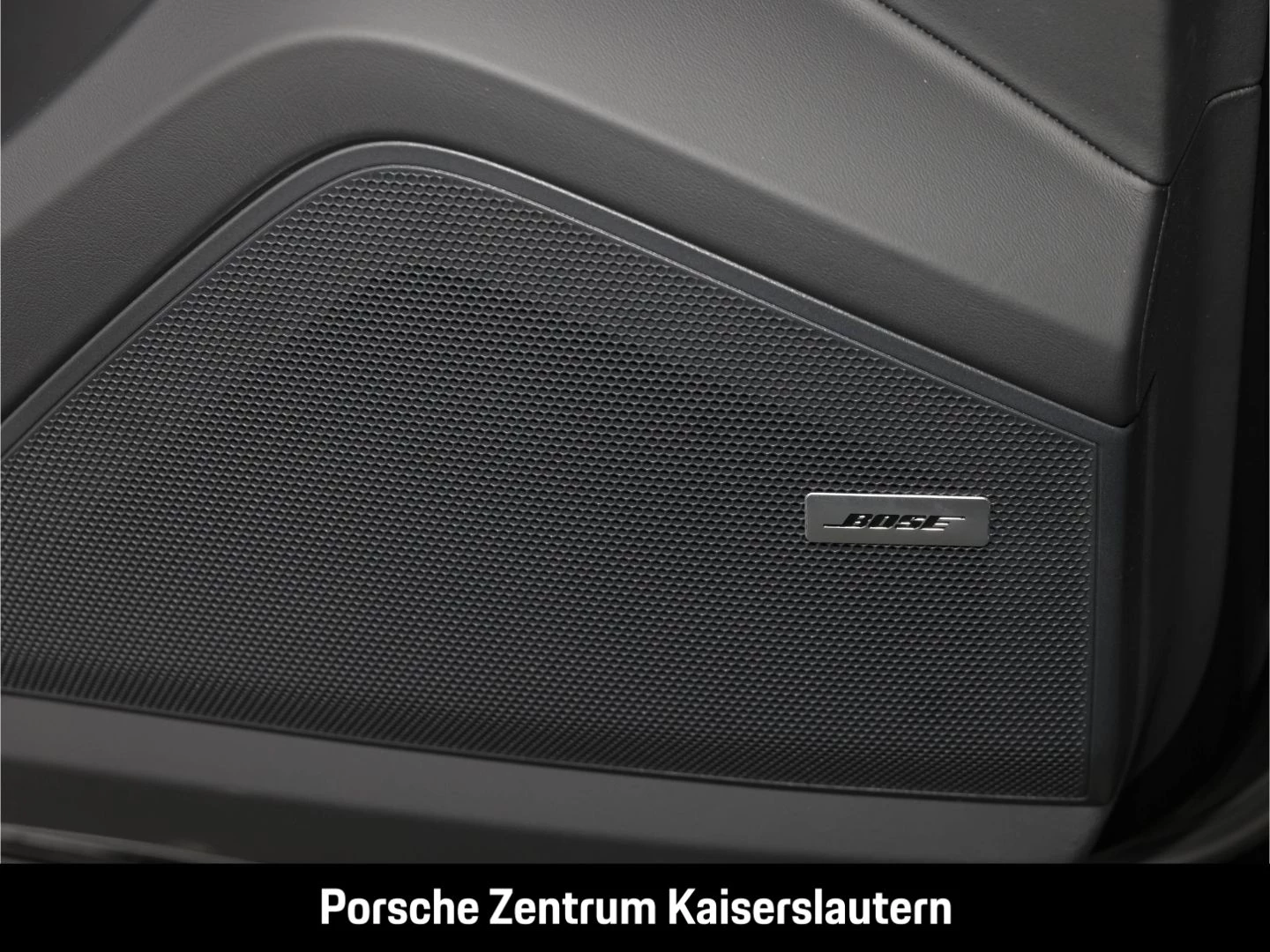 Porsche Cayenne E-Hybrid Surround-View InnoDrive BOSE -