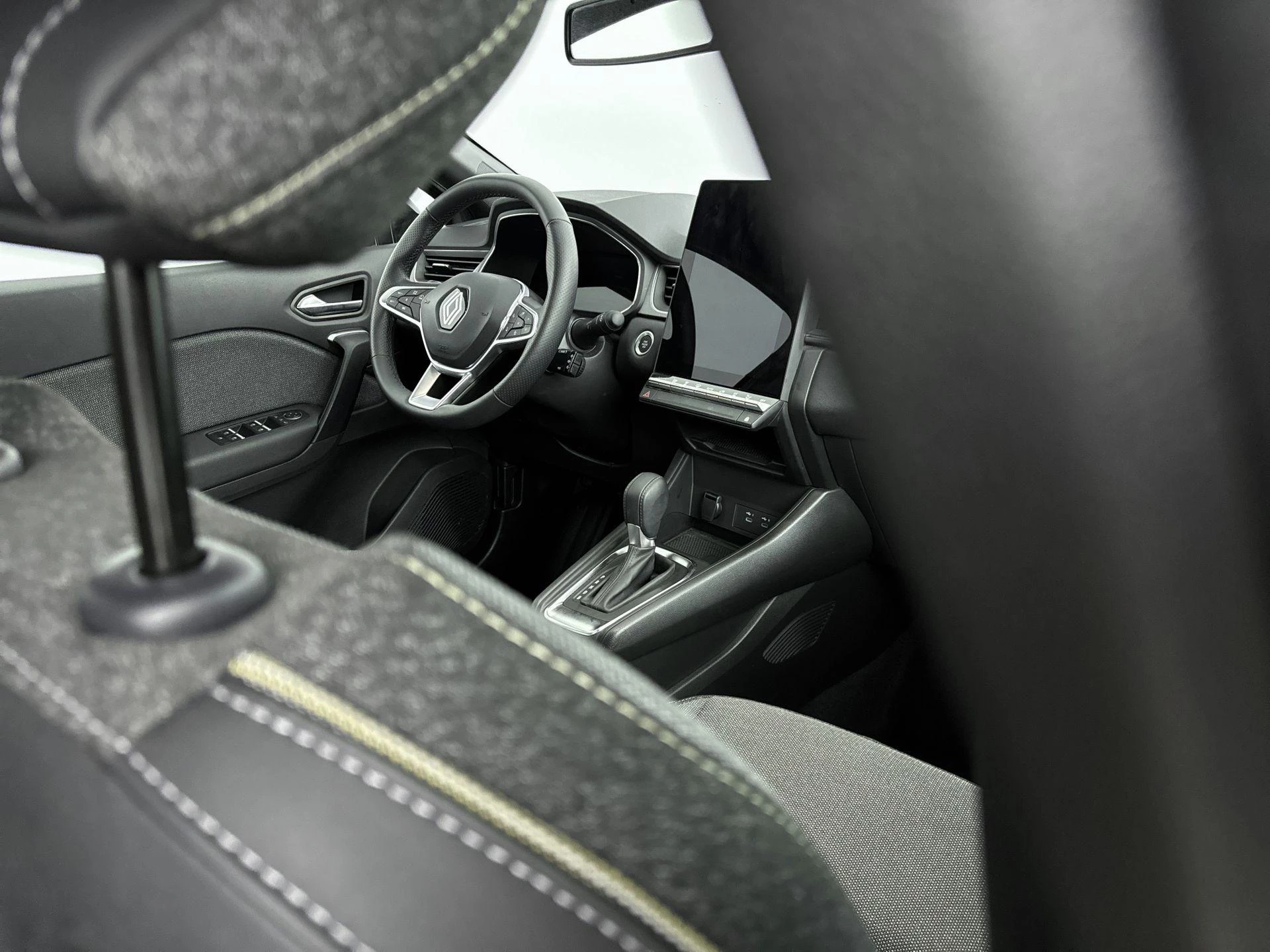 Renault-Captur-image-21