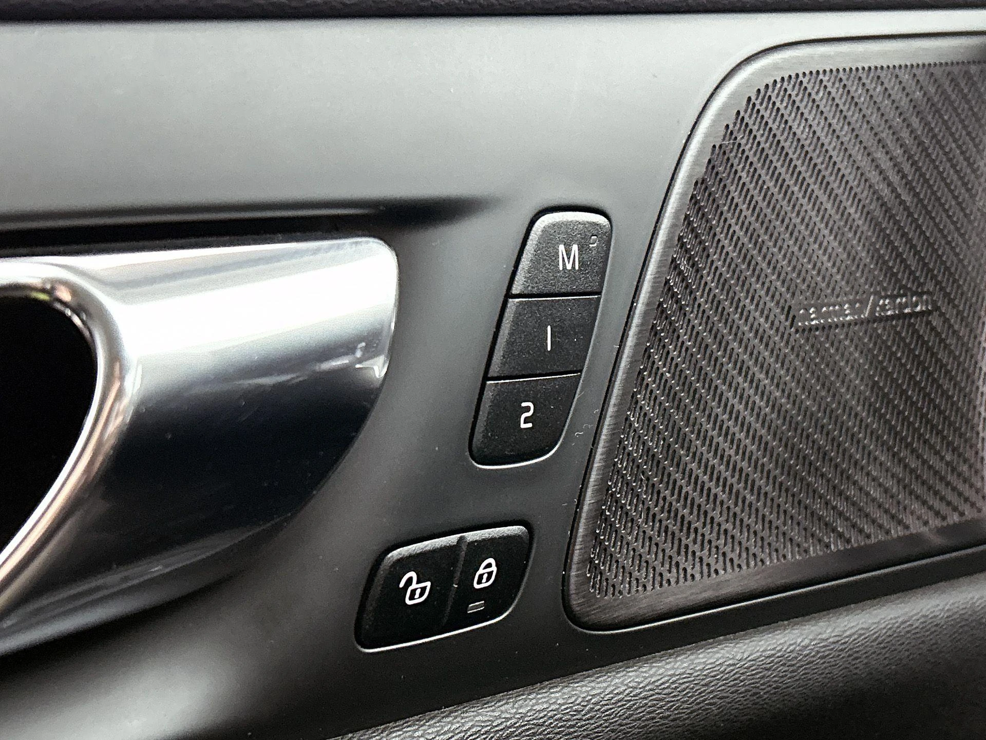 Volvo-V60-image-11