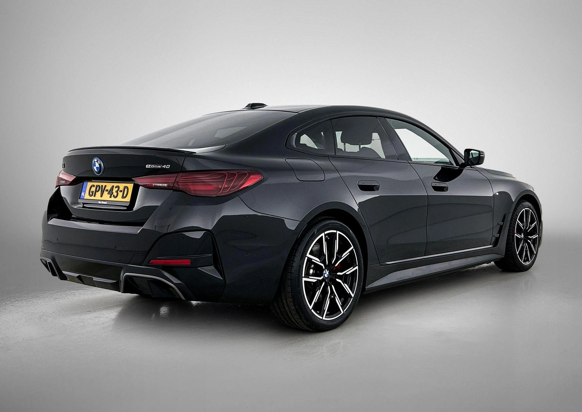 BMW i4 eDrive40 84 kWh
