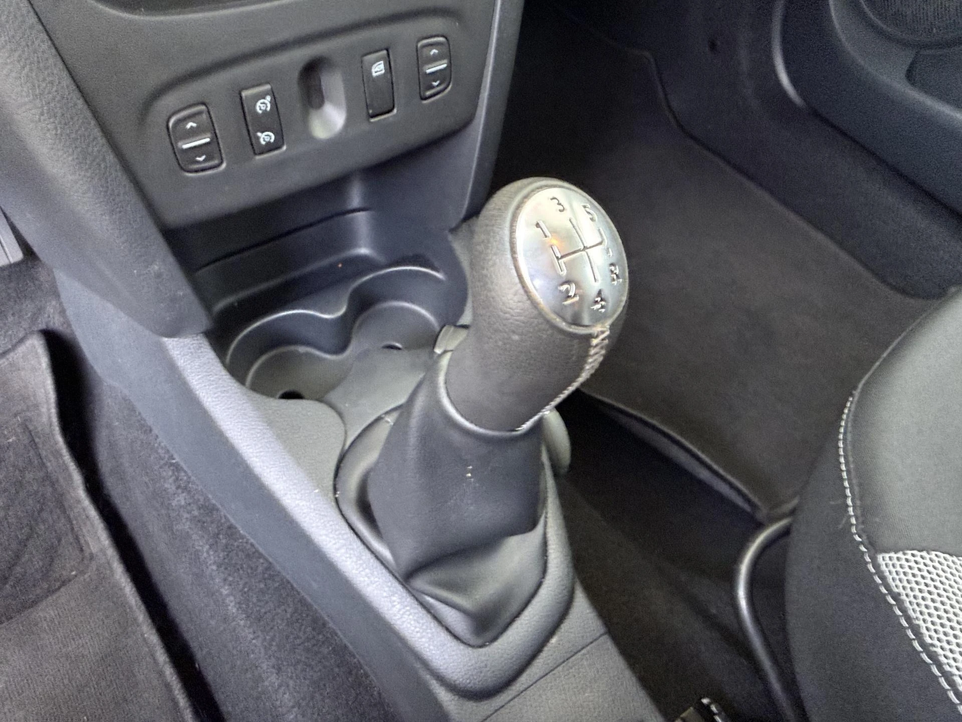 Dacia-Sandero Stepway-image-14