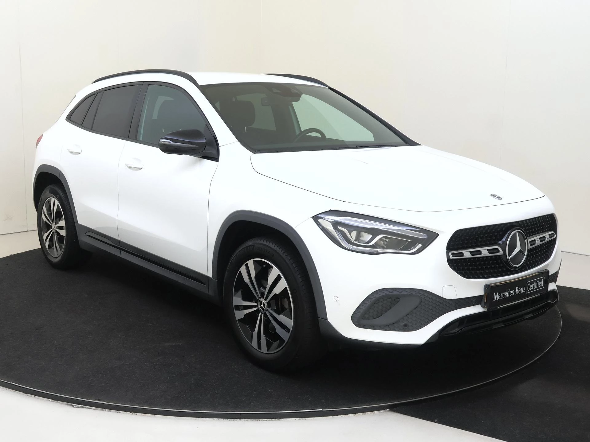 Mercedes-Benz GLA 200 Progressive