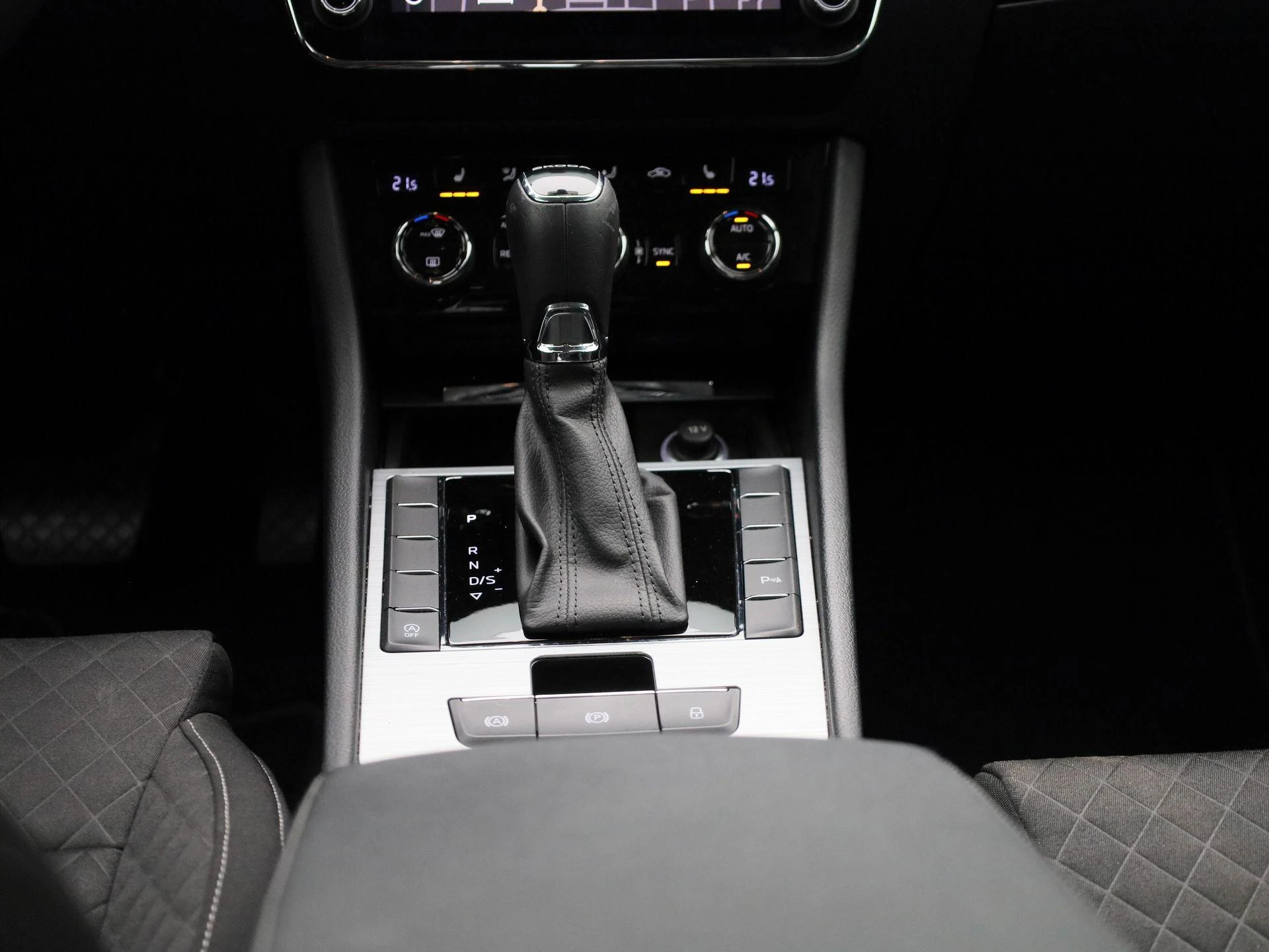 Škoda Superb Combi 1.5 TSI ACT 110kW DSG7 Ambition