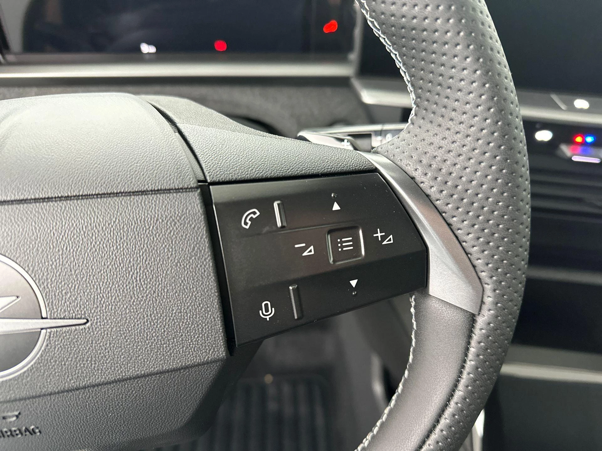 Opel-Grandland-image-10