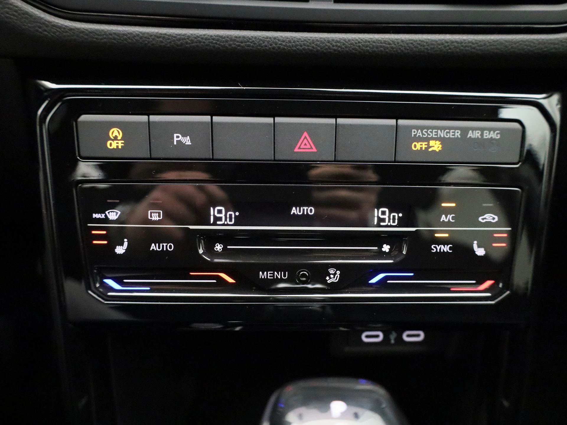 Volkswagen-T-Cross-image-23