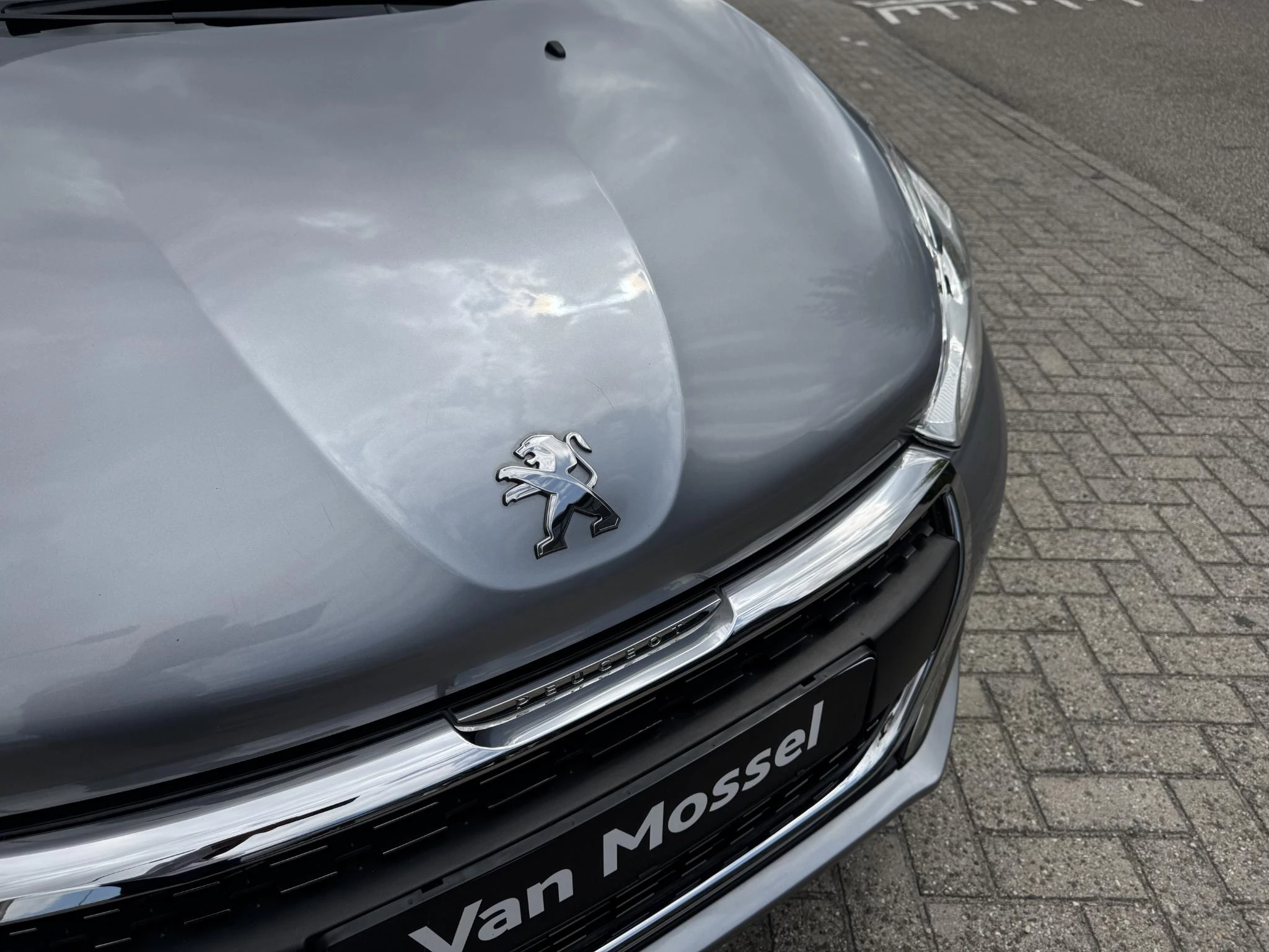 Peugeot-208-image-7
