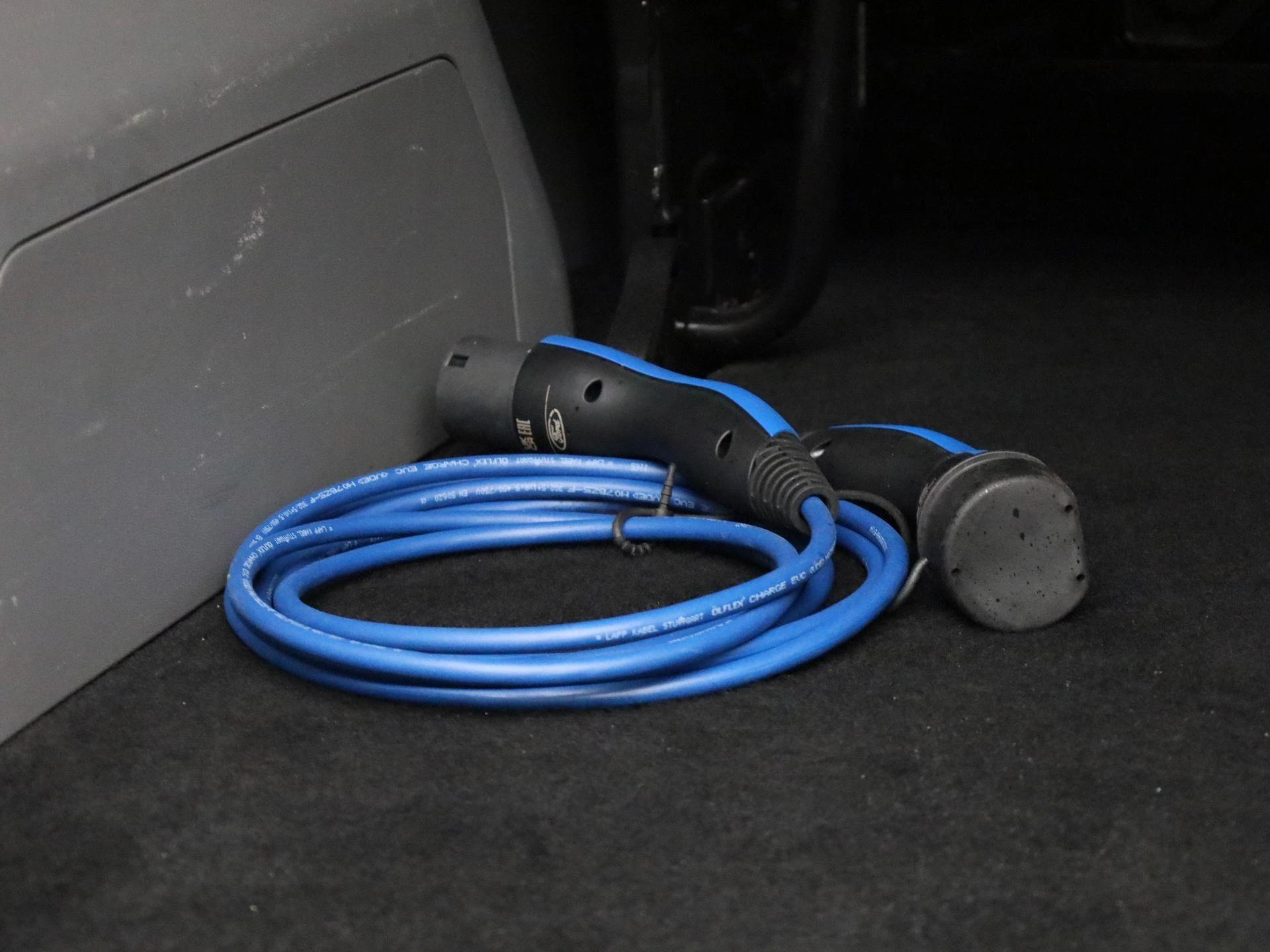 Ford-Transit Custom-image-13