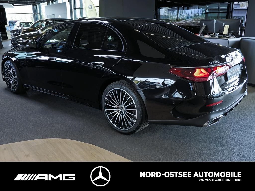 Mercedes-Benz-E-Klasse-image-3