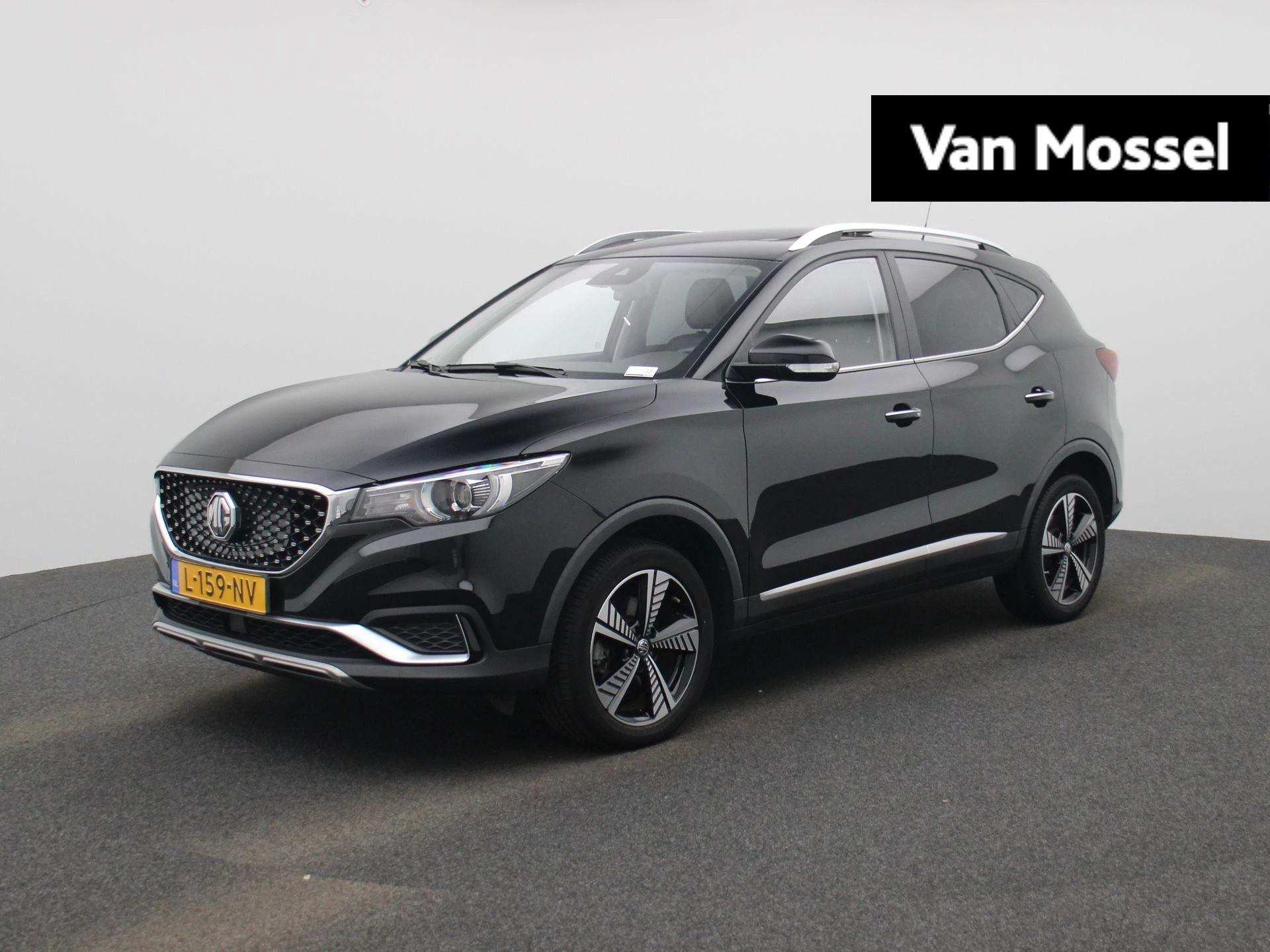 MG-ZS EV-image-0