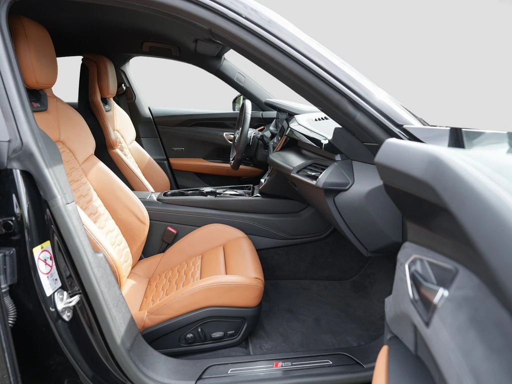 Audi e-tron GT RS quattro Leder Matrix Allradlenkung