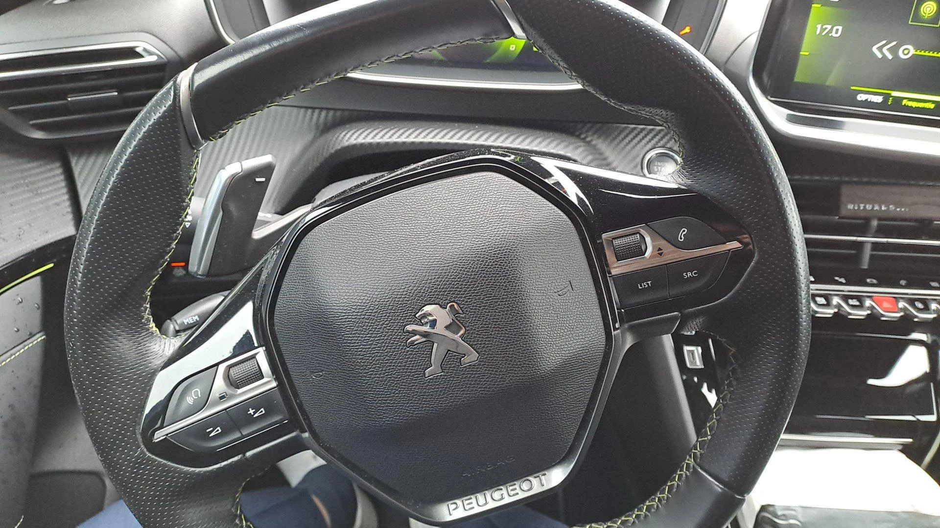 Peugeot-208-image-15