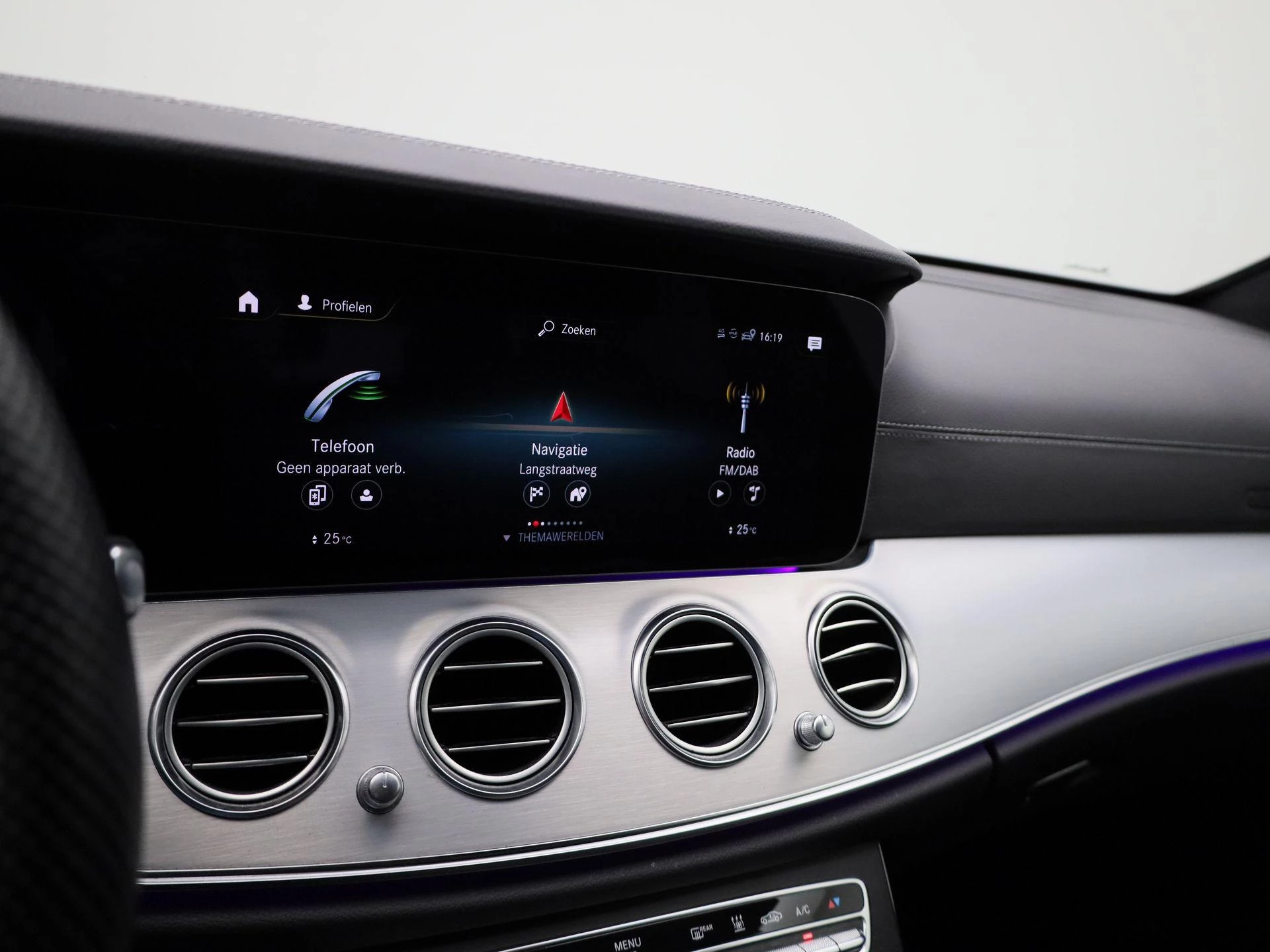 Mercedes-Benz-Classe E-image-15